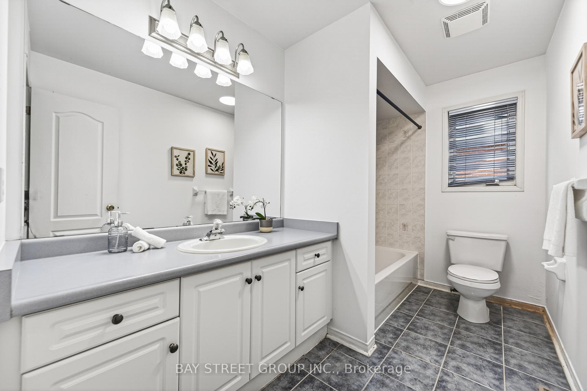 2370 Eden Valley Drive — property photo