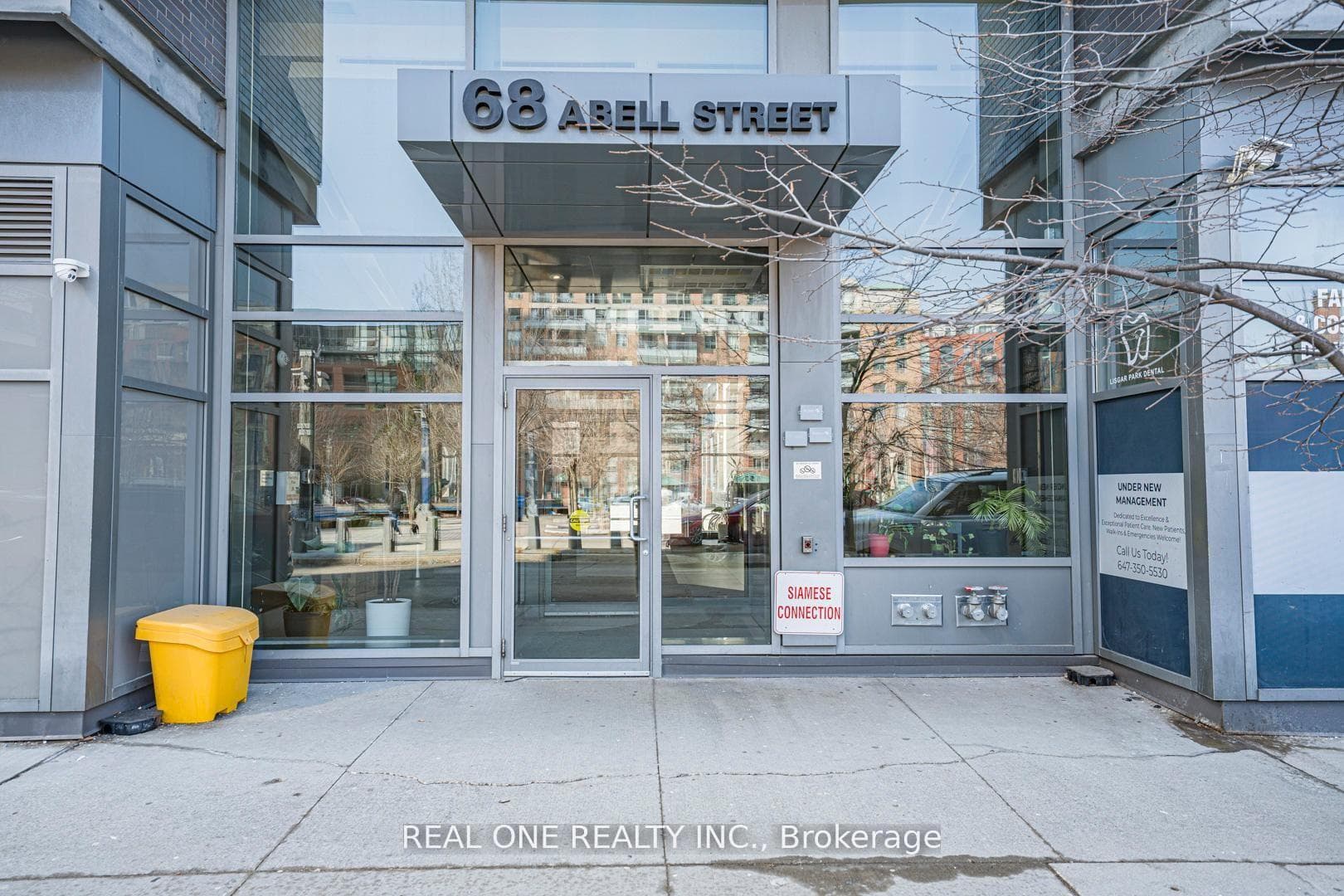 846- 68 Abell Street — property photo
