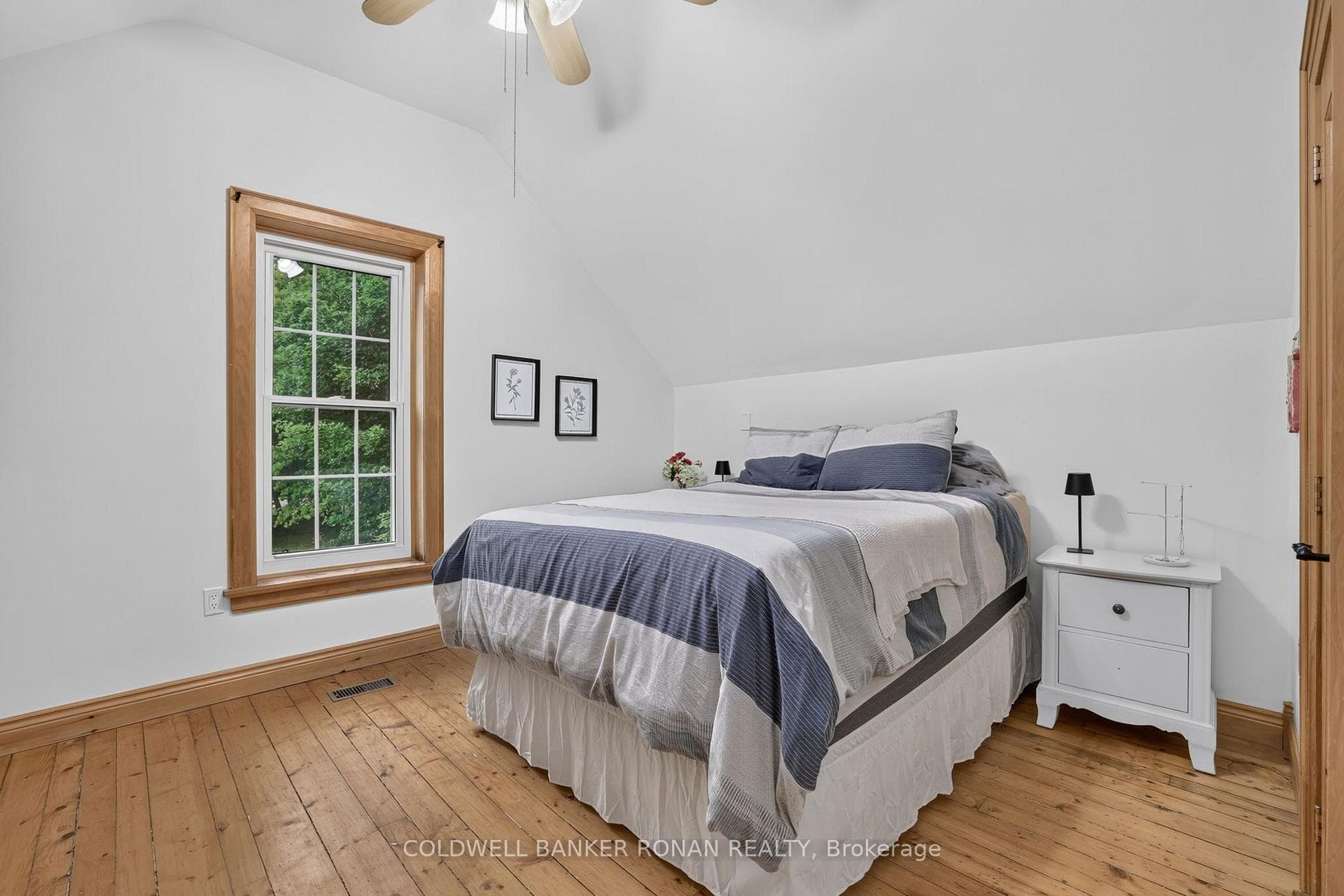 20855 Shaws Creek Road — property photo