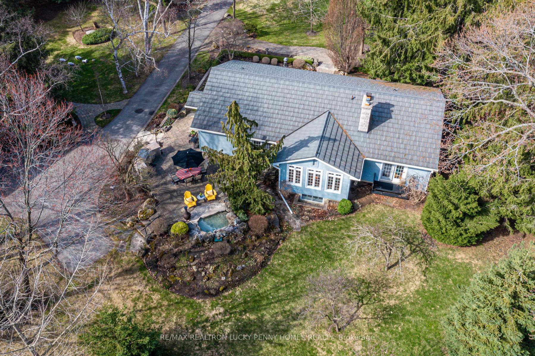 9 Orchard Street — property photo