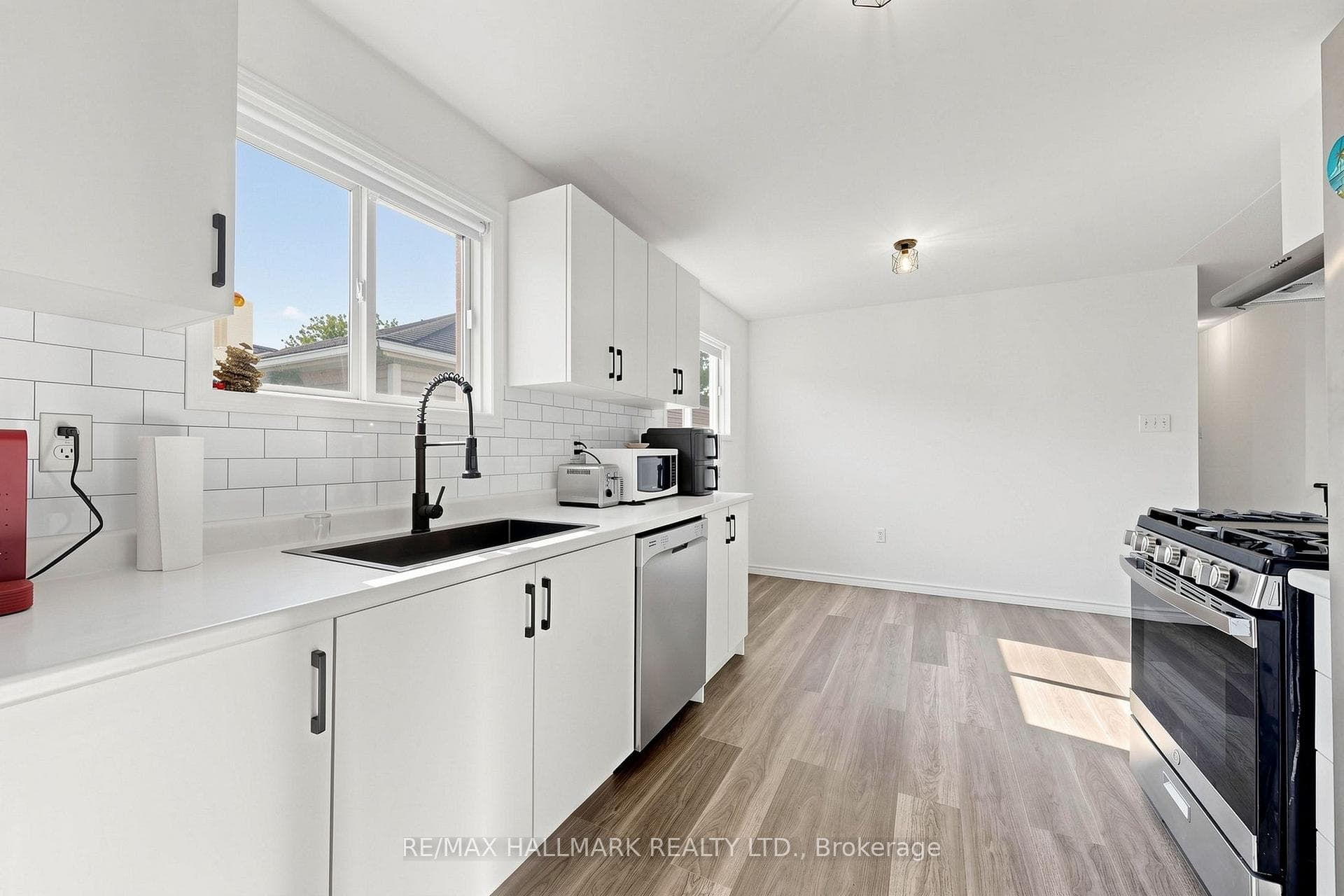 90 Barre Drive — property photo