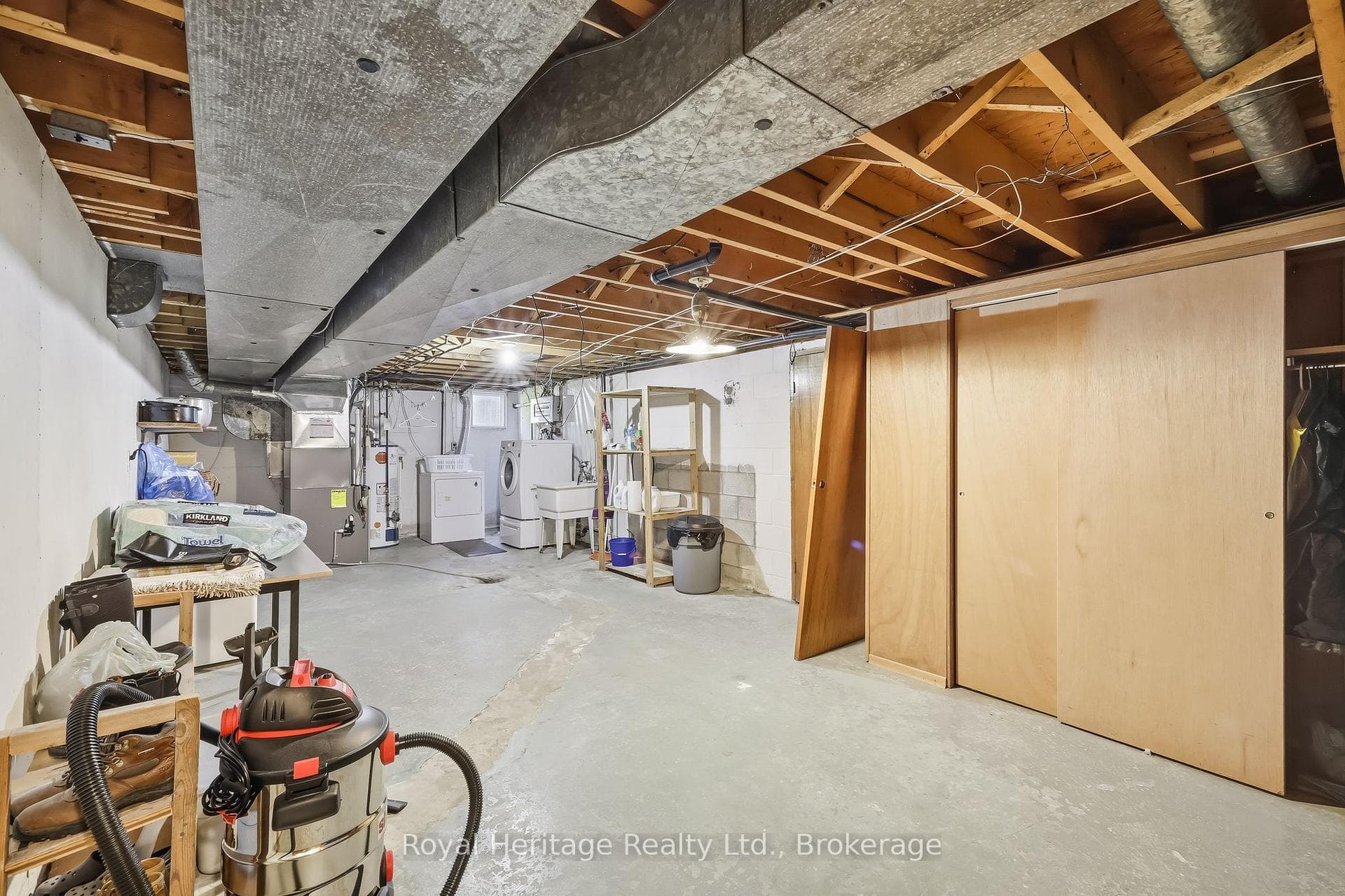 12 Simcoe Street — property photo