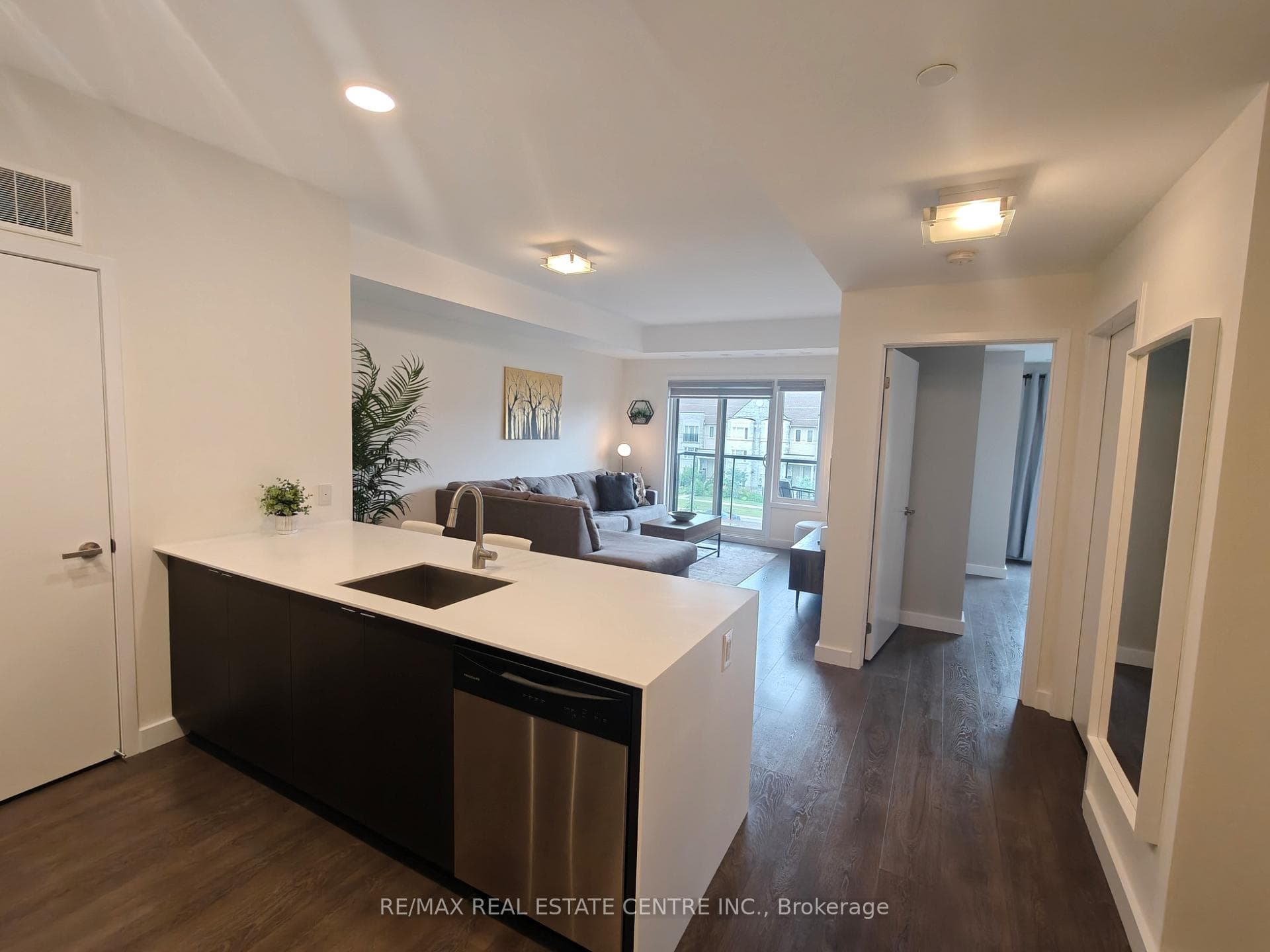 307- 5005 Harvard Road — property photo
