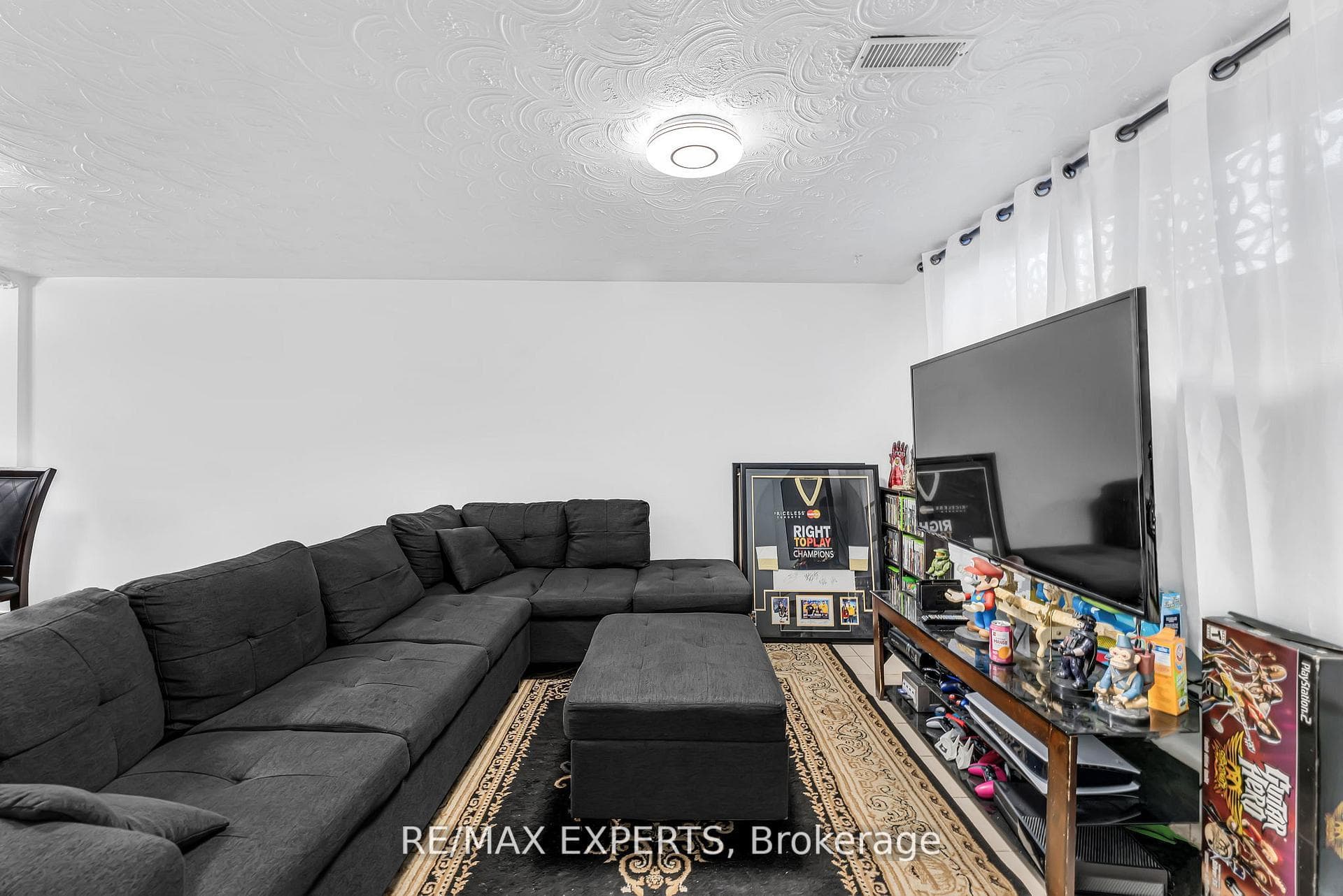 81 Hagar Avenue — property photo
