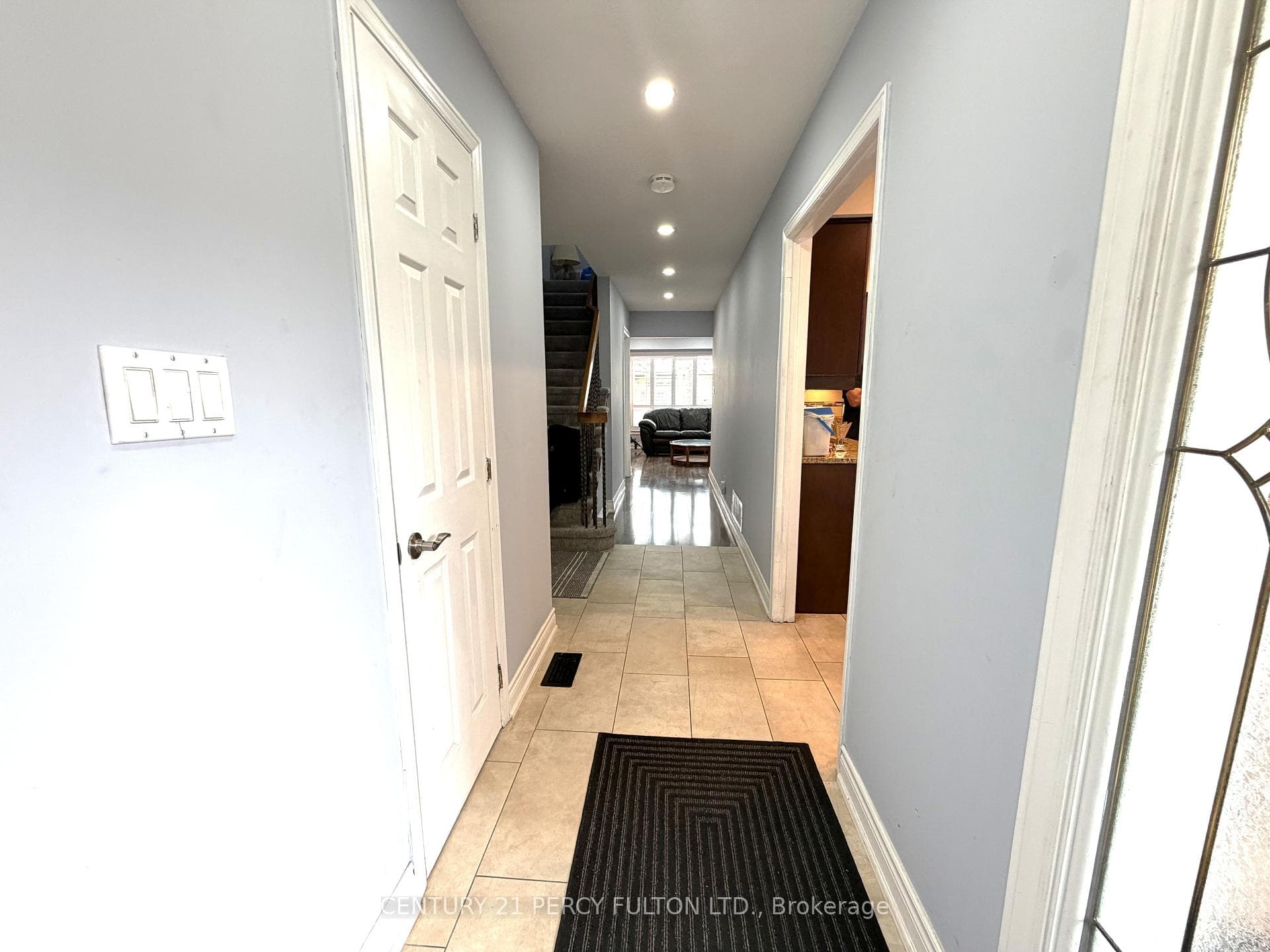 26 Robbinstone Drive — property photo