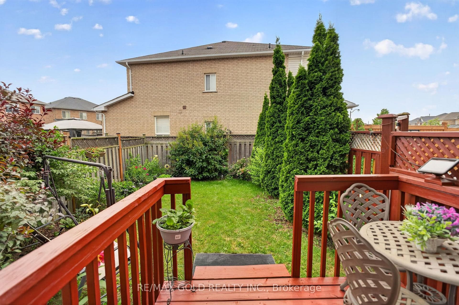 71 Spicebush Terrace — property photo