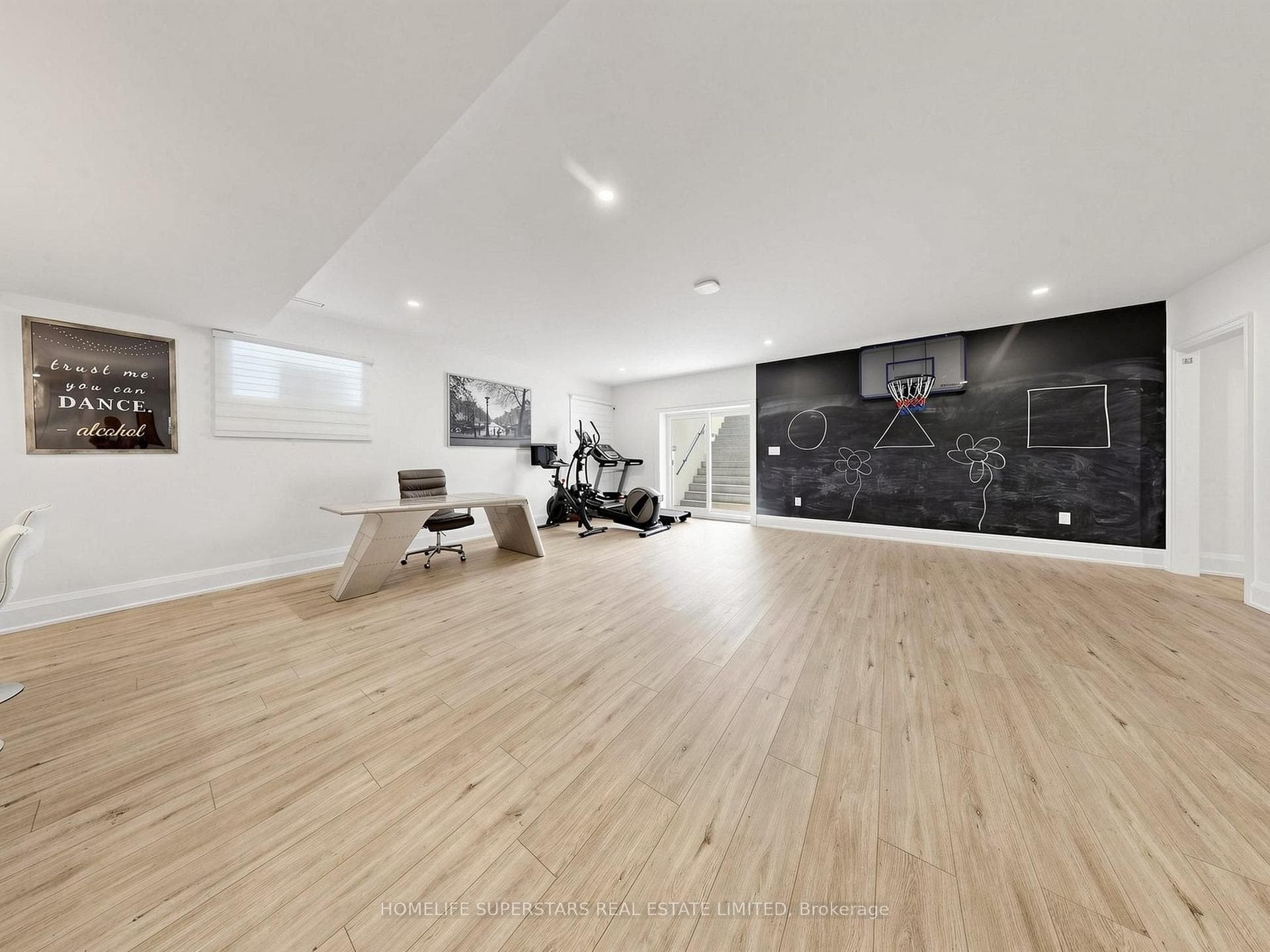 530 Rougemount Drive — property photo
