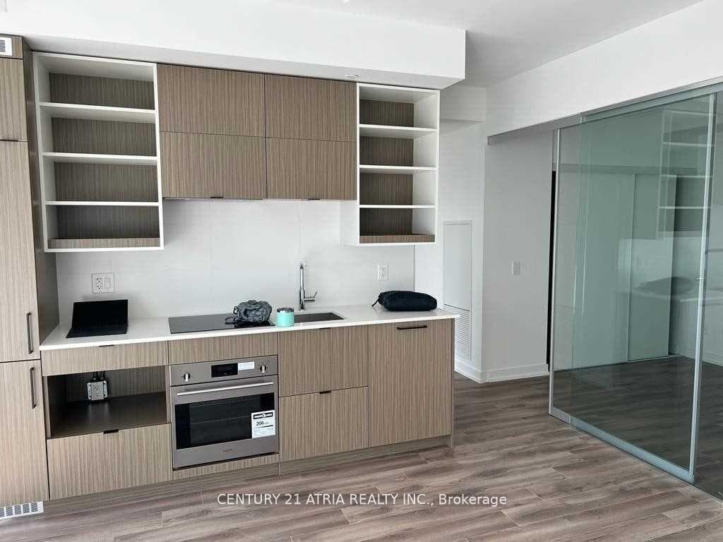 2310- 20 Edward Street — property photo