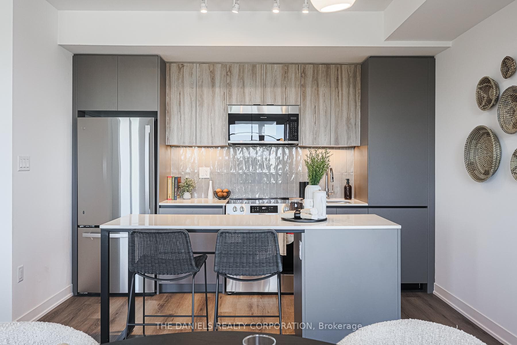 229- 60 All Nations Drive — property photo