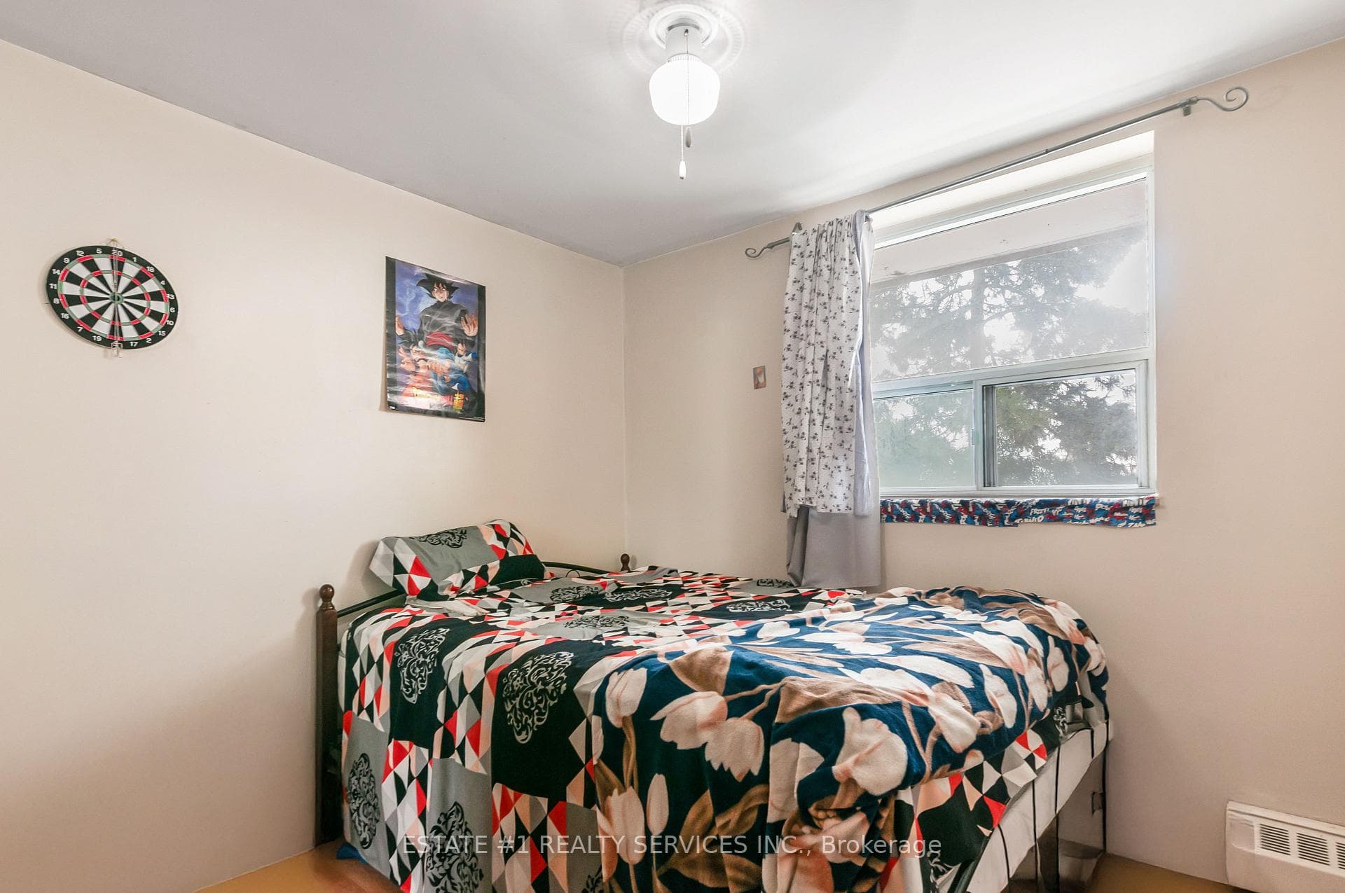 402- 3555 Derry Road — property photo
