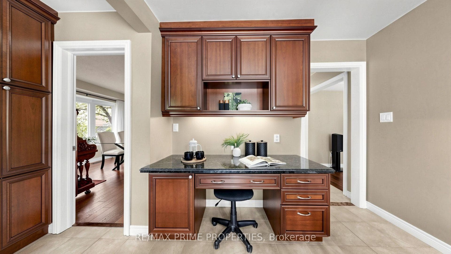 15 Marsh Street — property photo