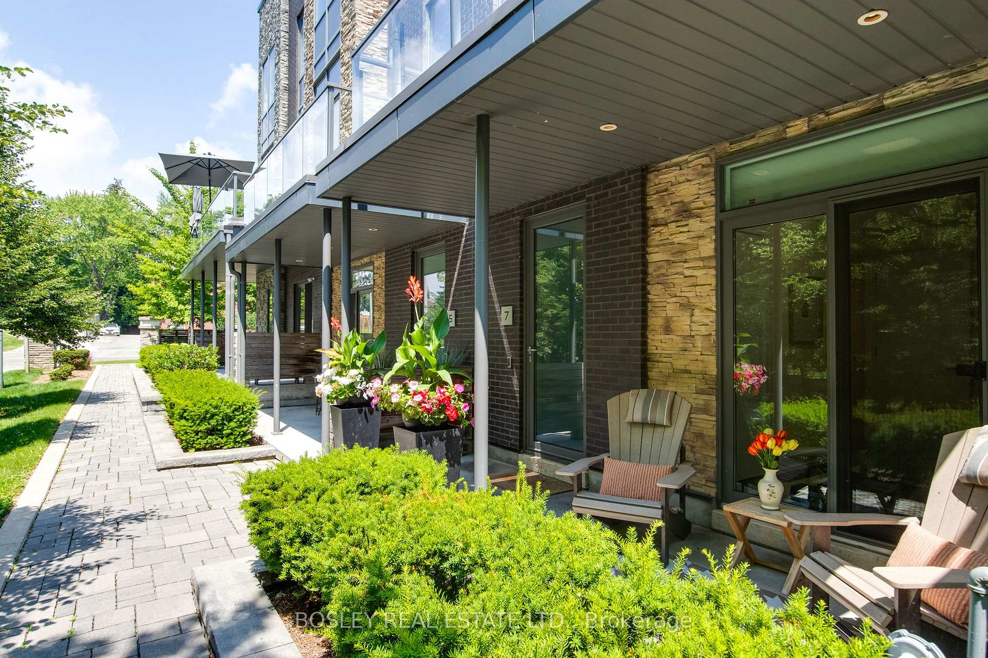 7 Godfrey's Lane — property photo