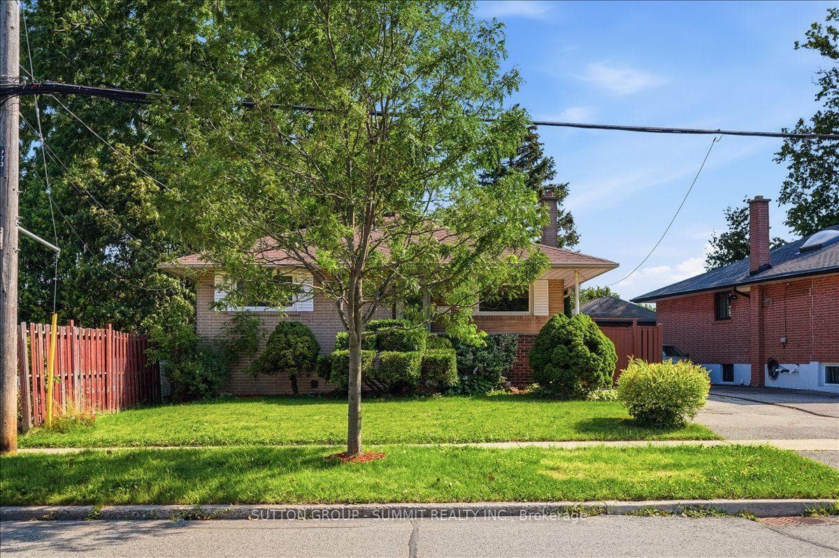 73 Thornbeck Drive — property photo