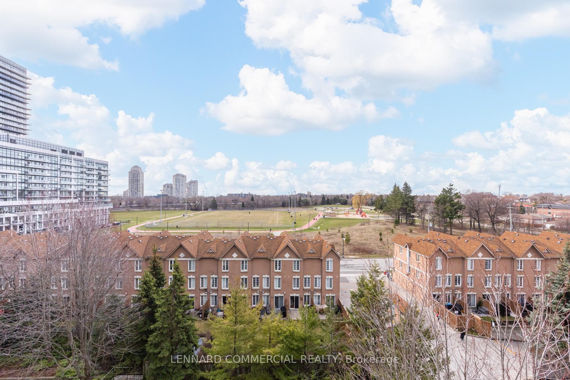 417- 200 Manitoba Street — property photo