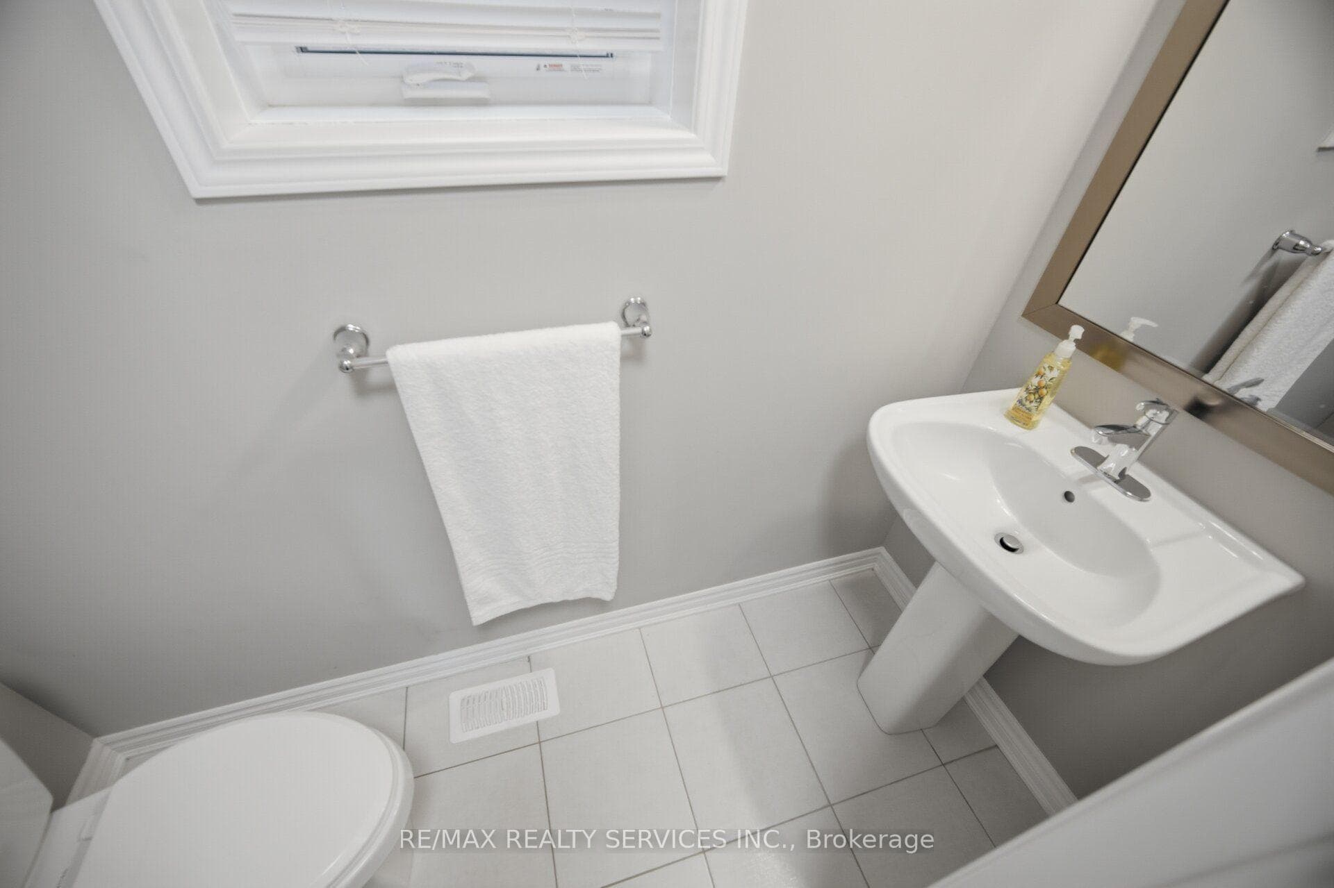 542 Boyd Lane — property photo