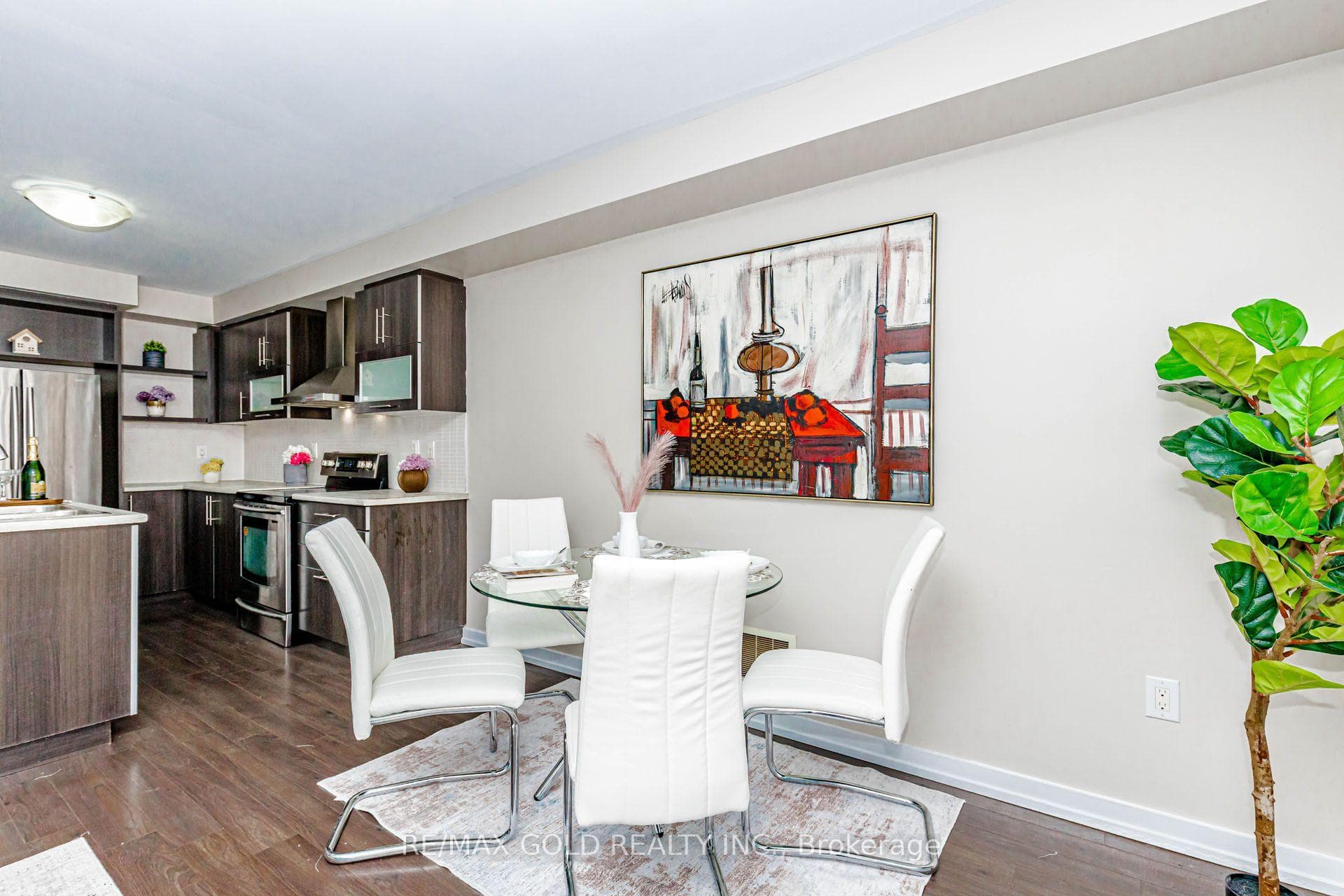 22 clinton Street — property photo
