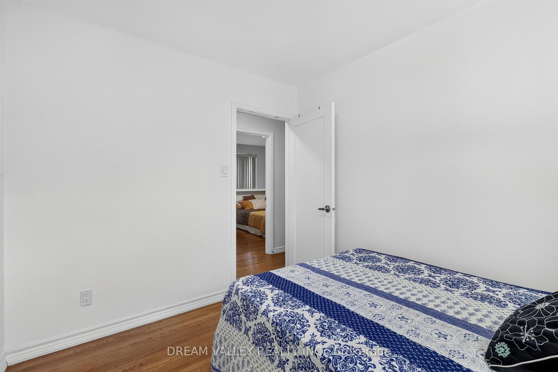 51 Sloley Road — property photo