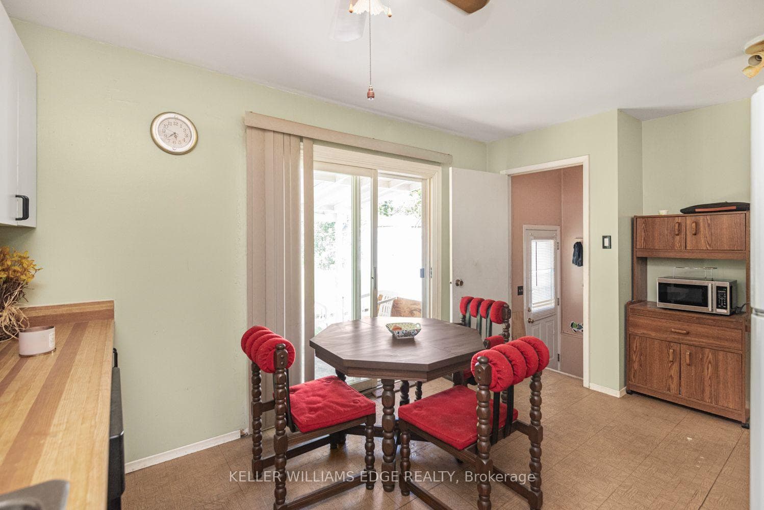 2138 Falmouth Terrace — property photo