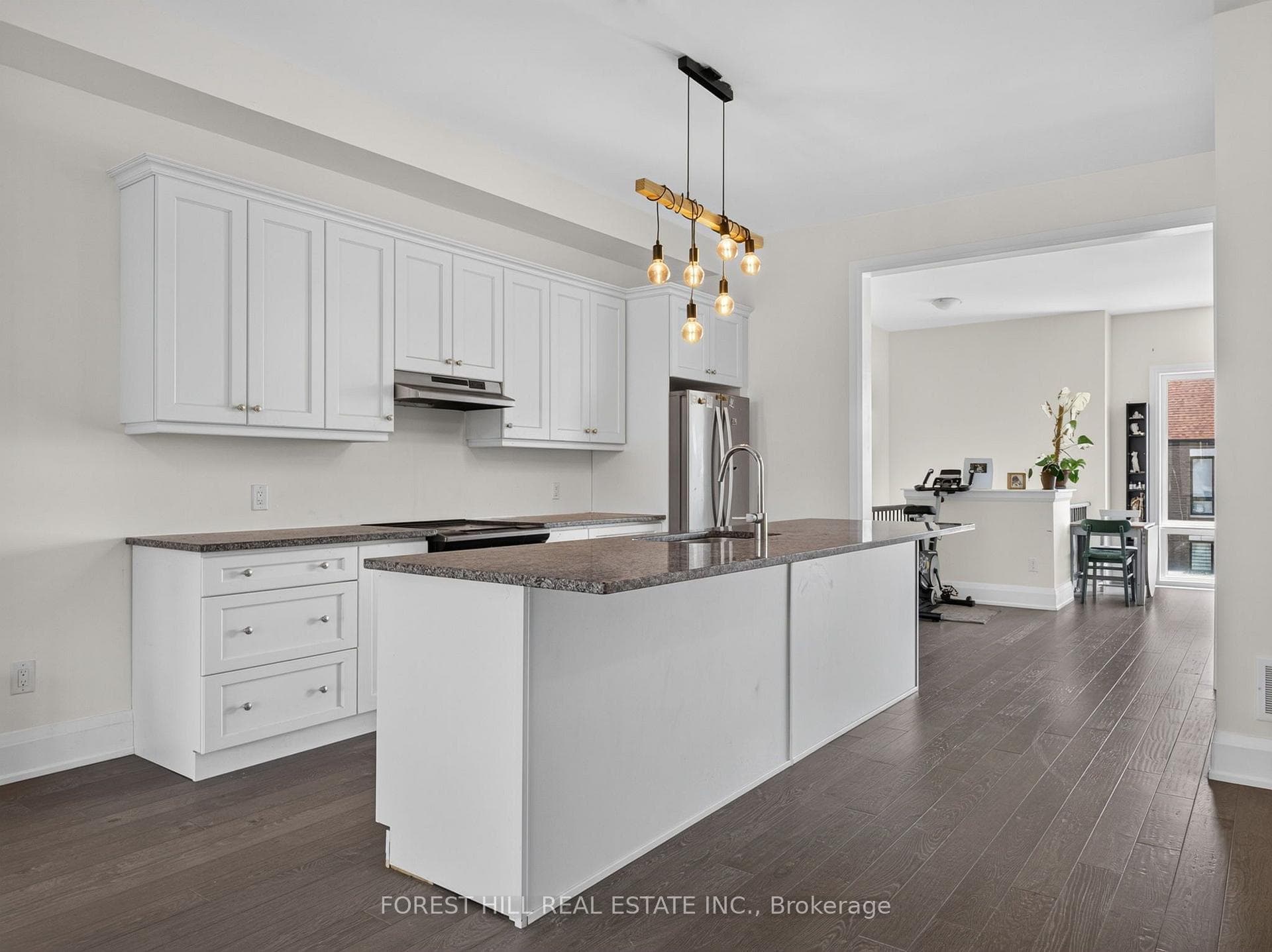 62 Hesperus Road — property photo