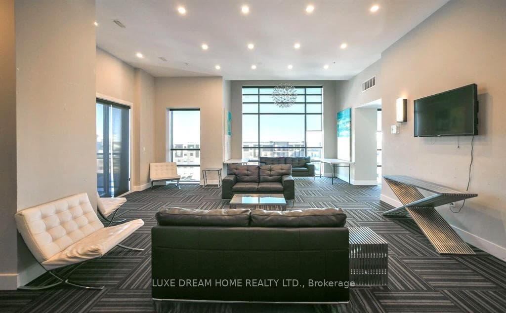 511- 620 Sauve Street — property photo