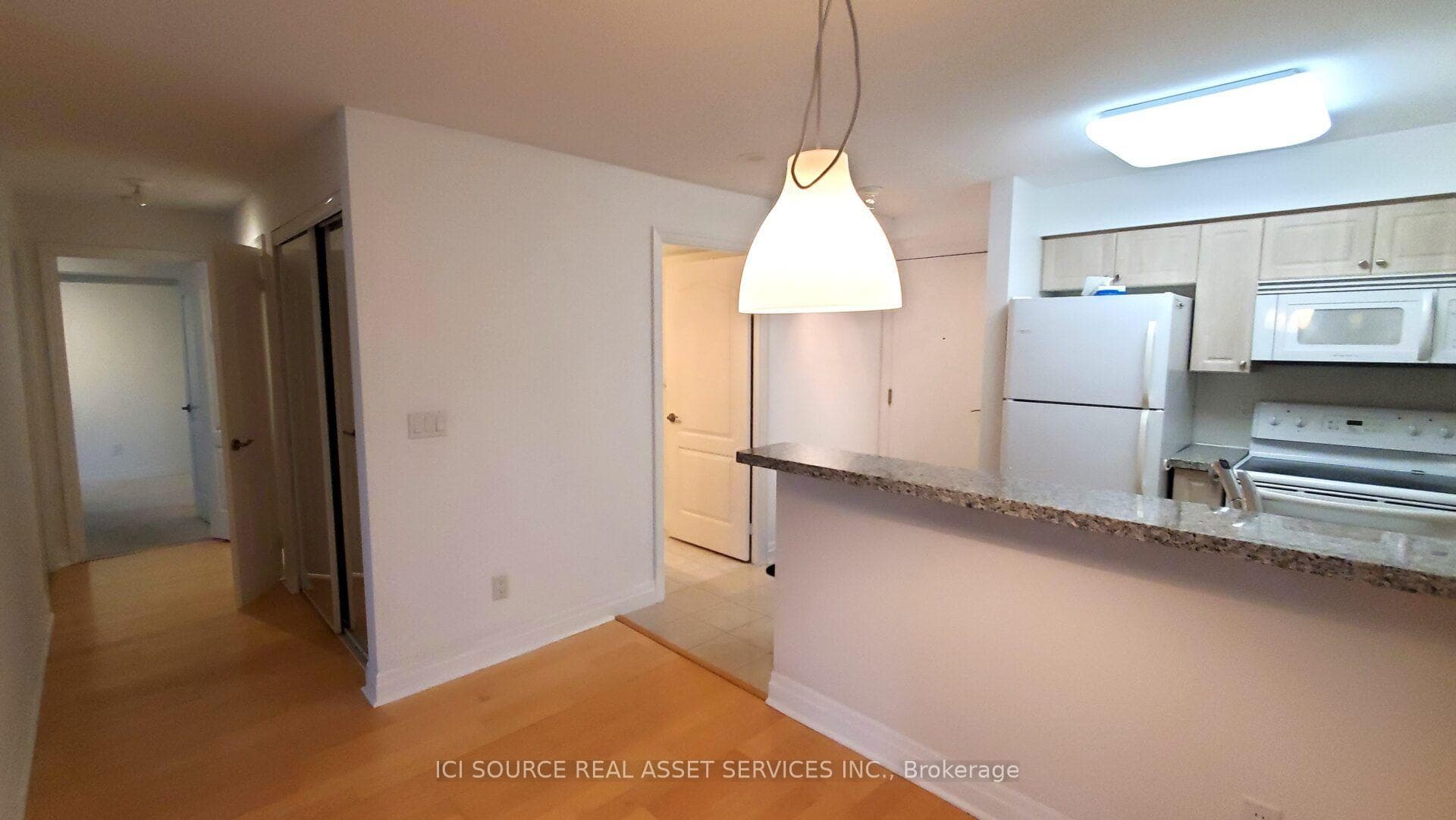 316- 2119 Lake Shore Boulevard — property photo