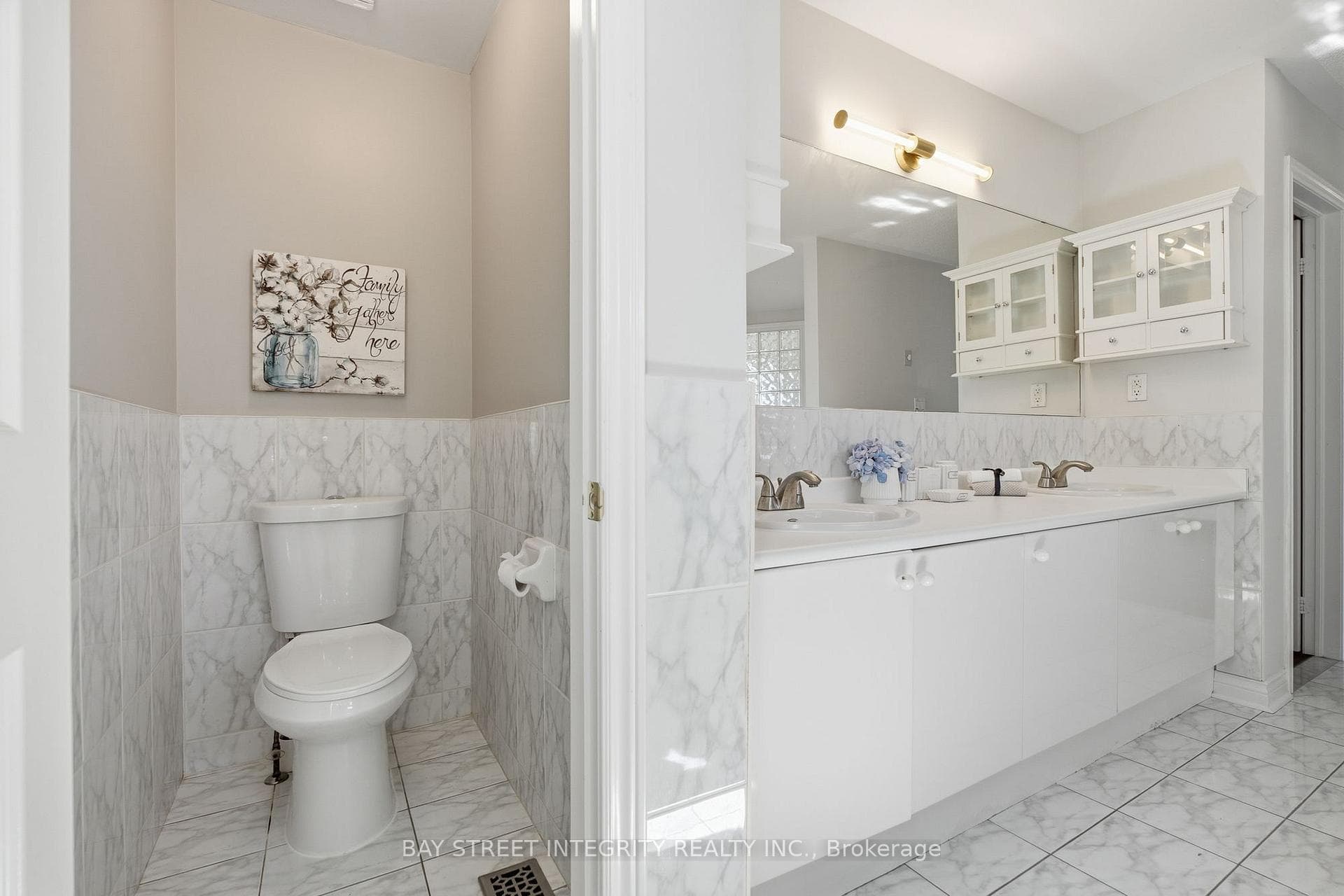 89 Promelia Court — property photo