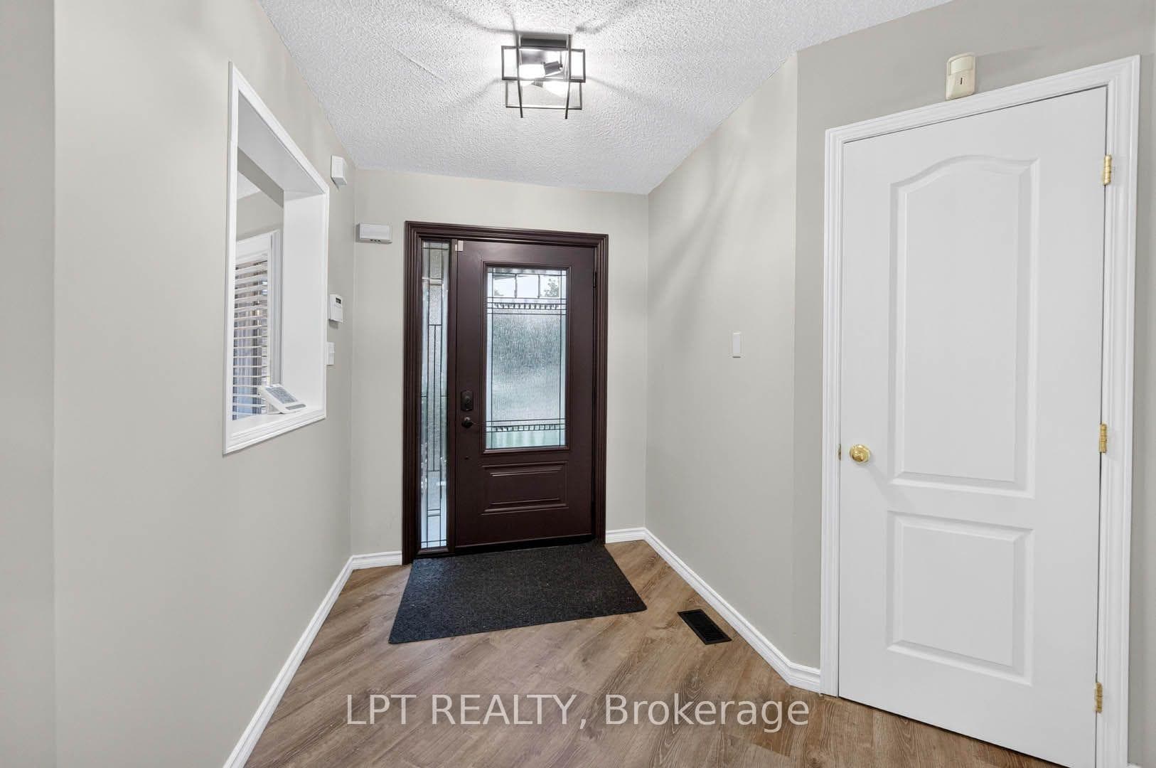 43 Liam Drive — property photo