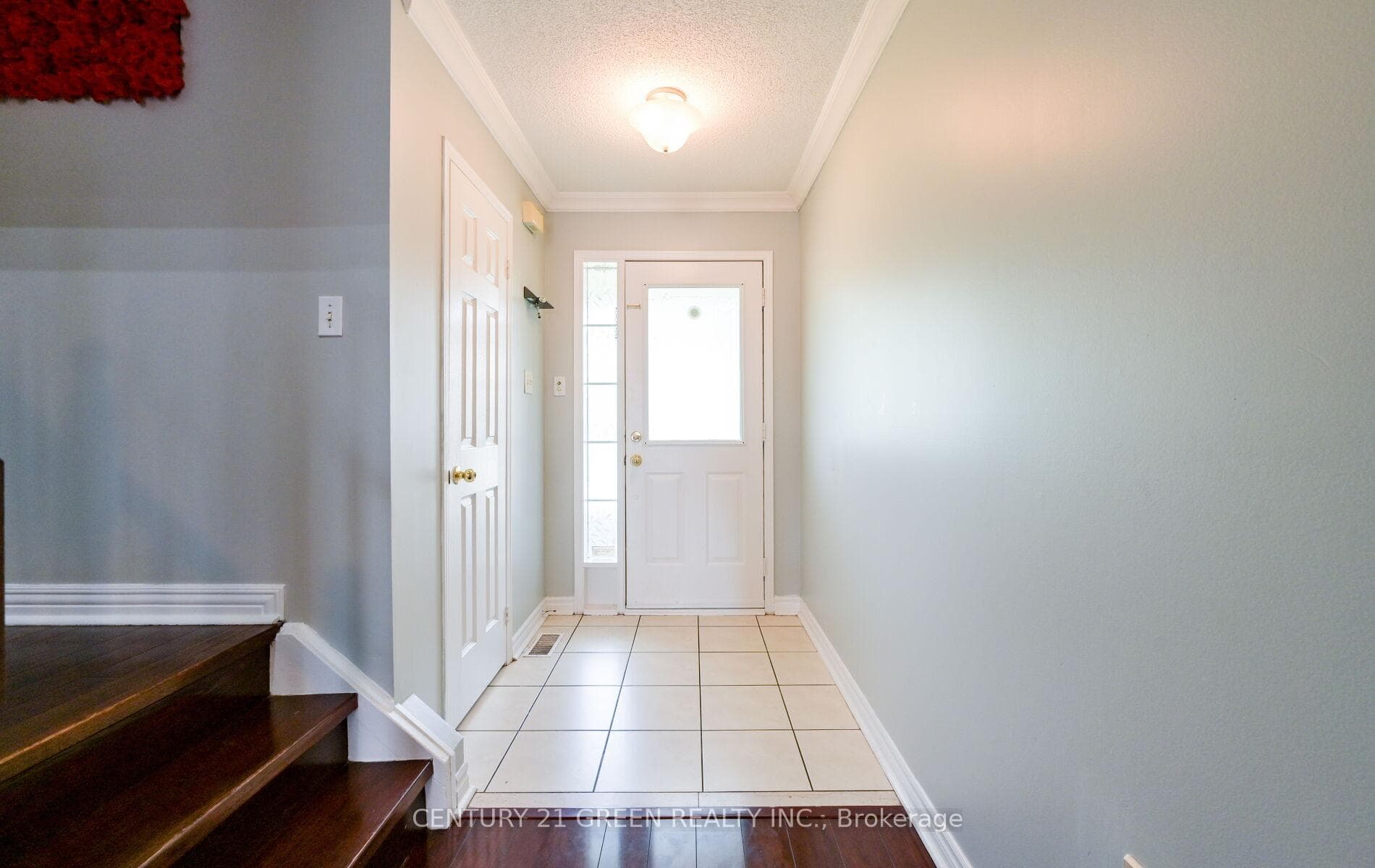 9 Weatherell Drive — property photo