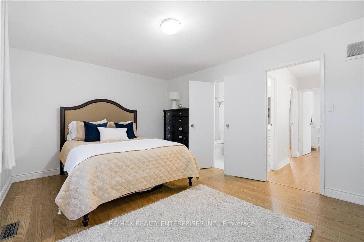 2- 6855 Glen Erin Drive — property photo