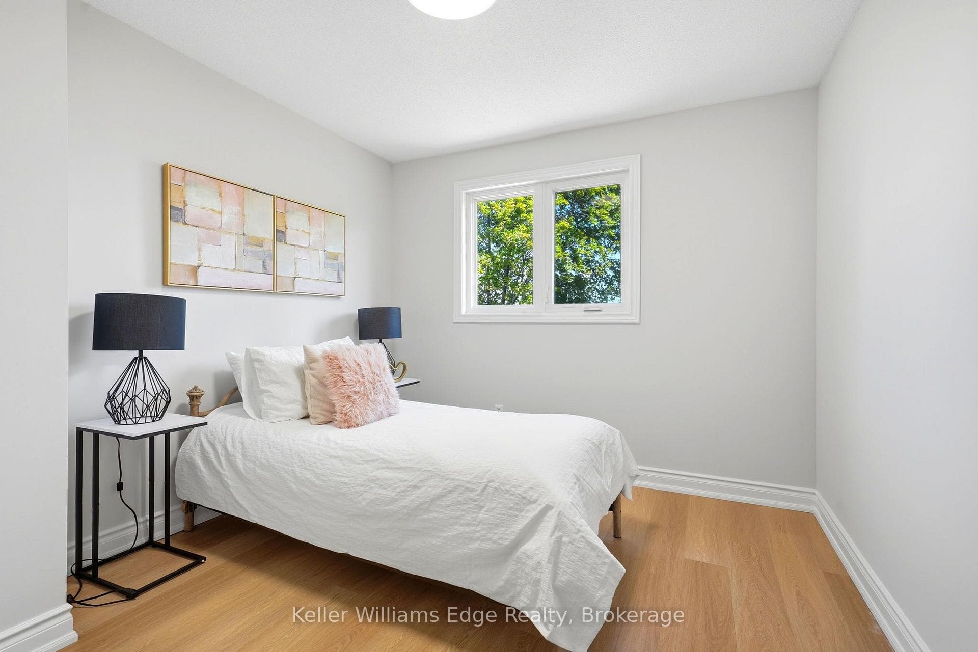 23- 333 Meadows Boulevard — property photo