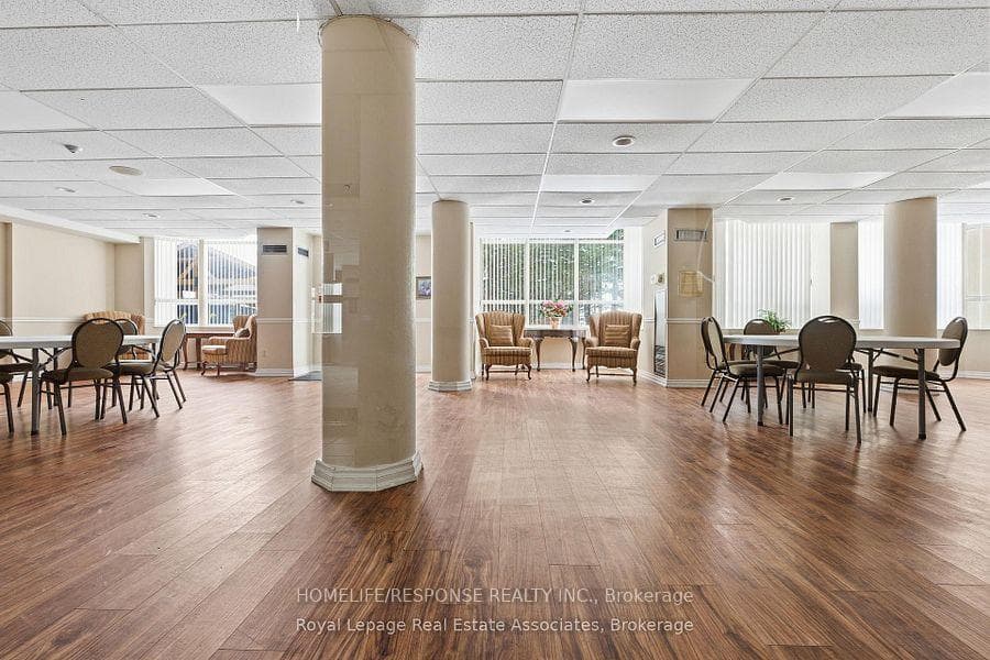 907- 10 MALTA Avenue — property photo