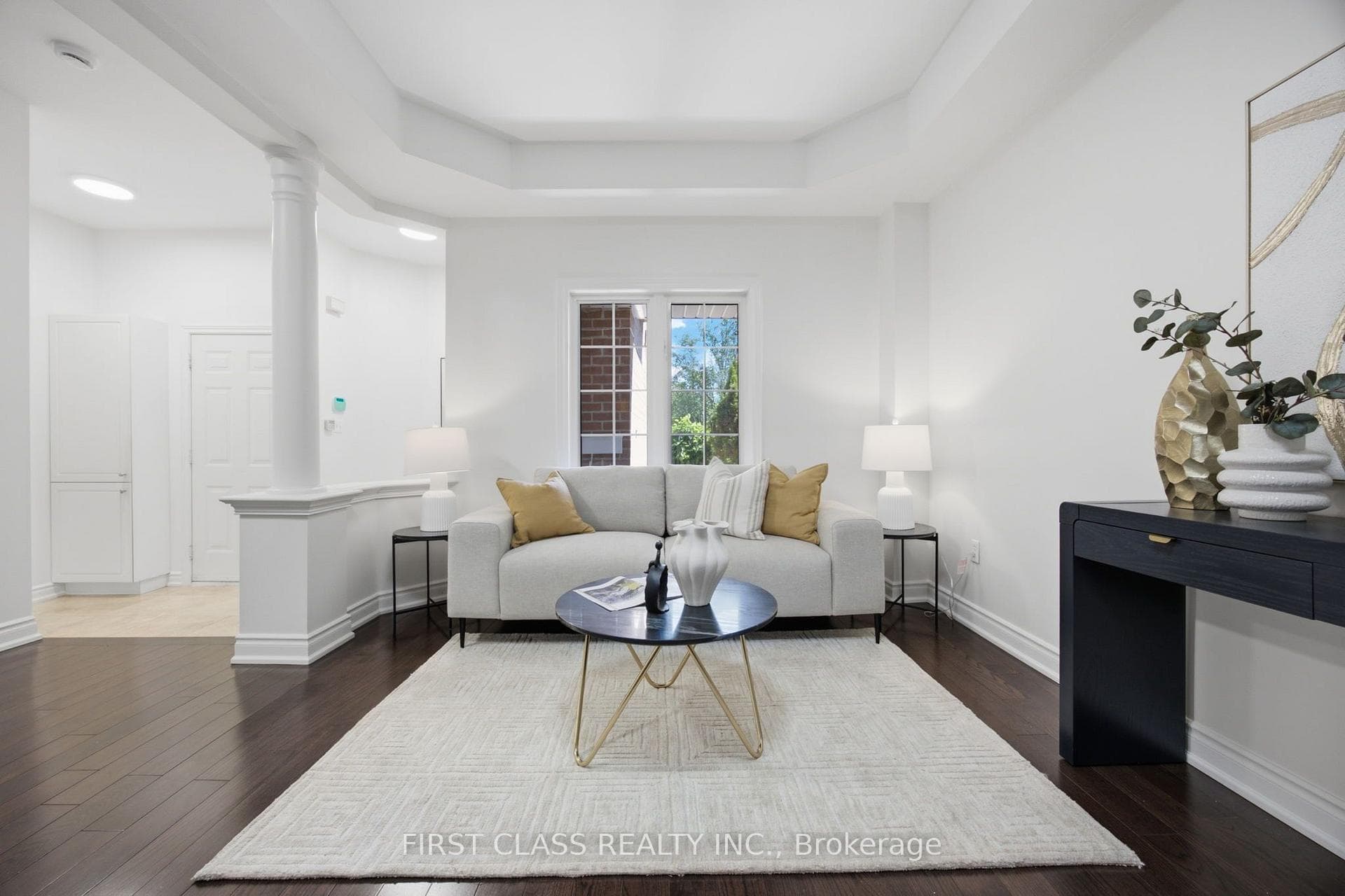 99 Nottingham Drive — property photo