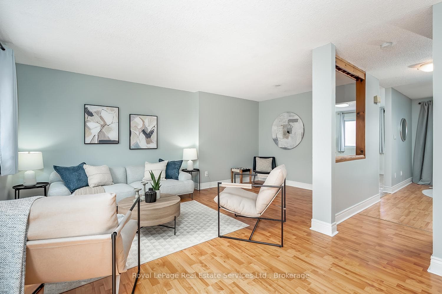 24- 2651 Aquitaine Avenue — property photo