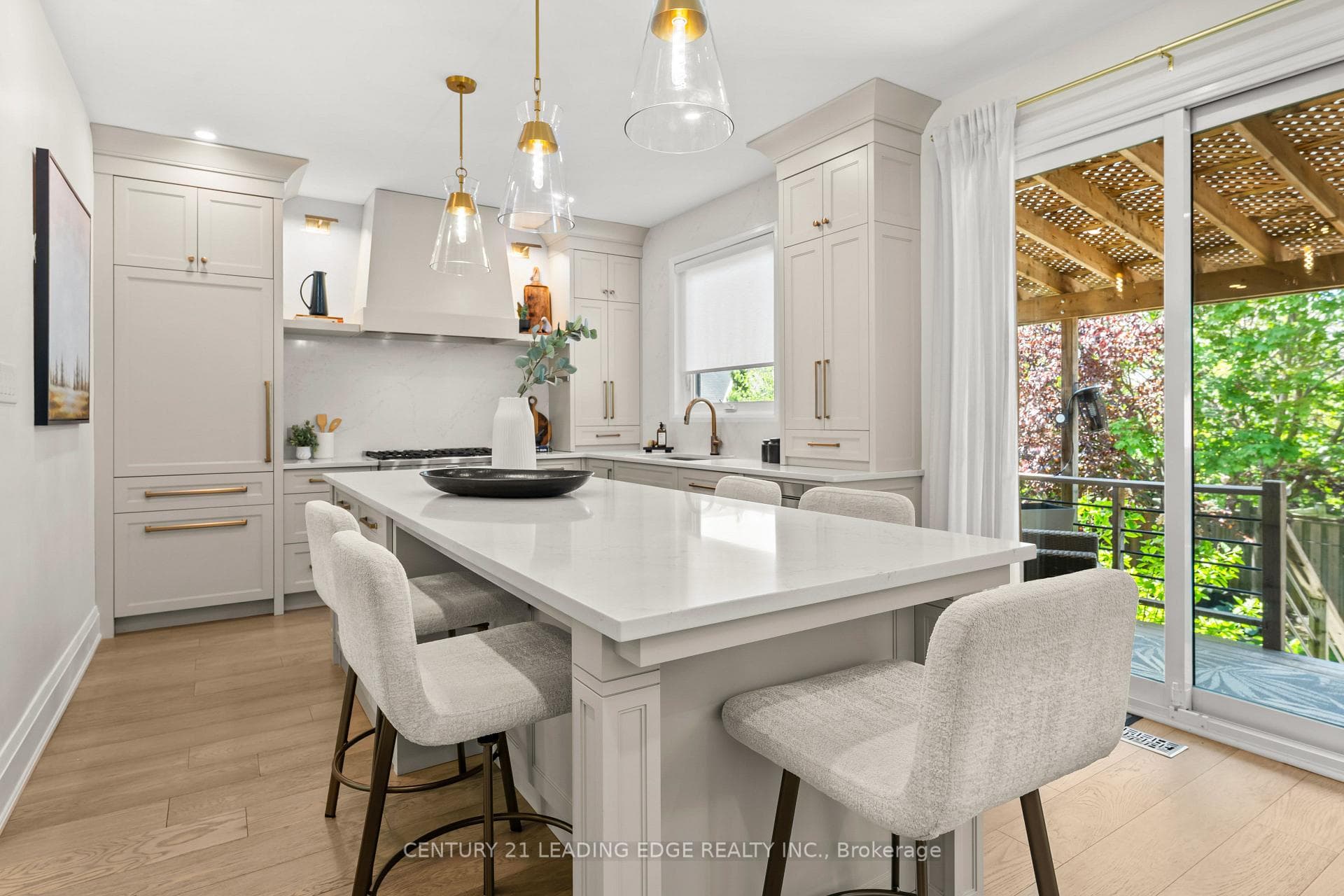 106 Mackey Drive — property photo