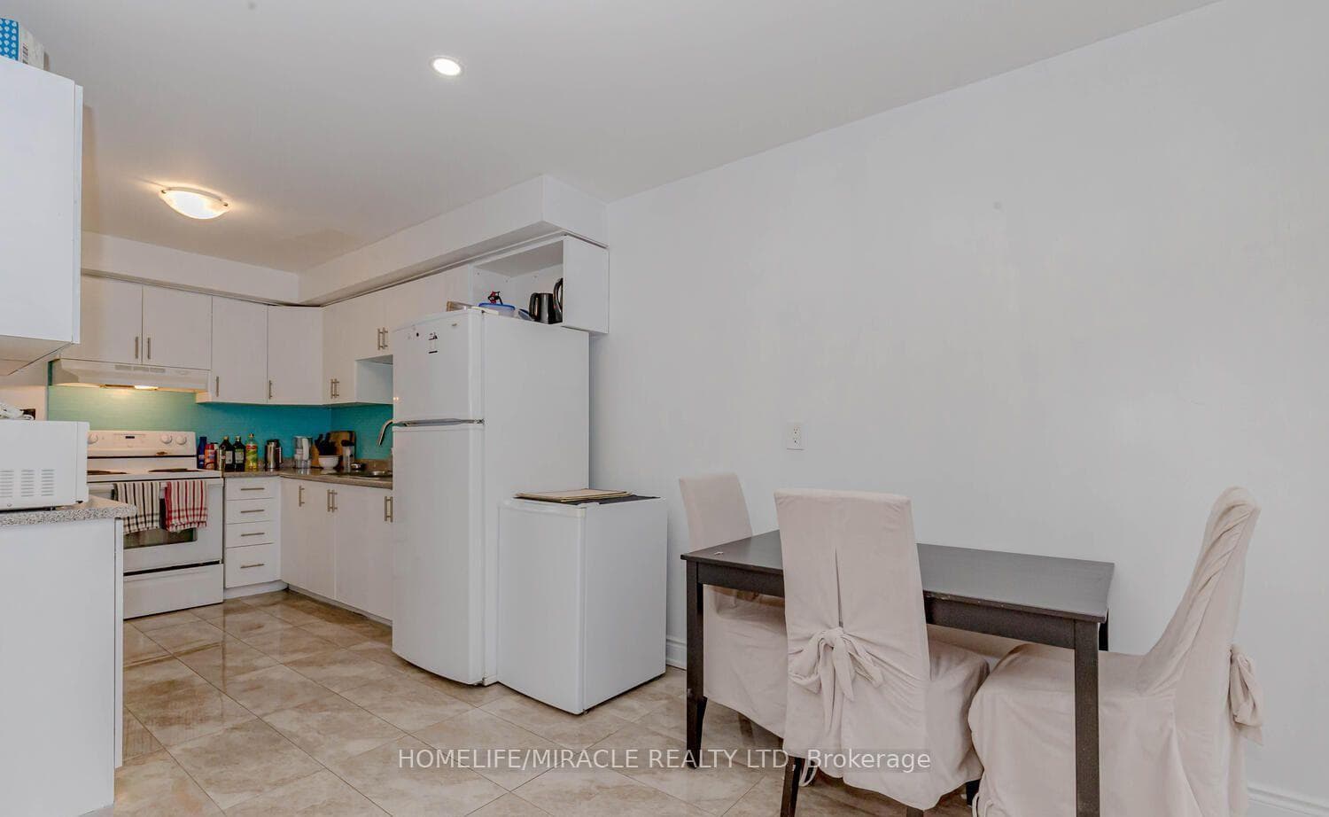 56- 7500 Goreway Drive — property photo