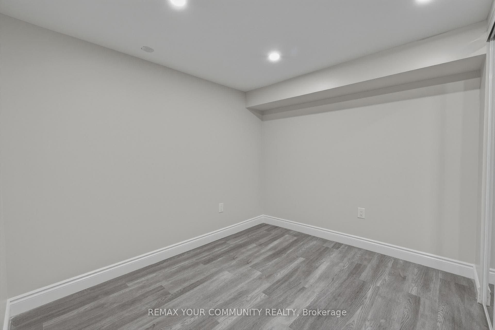 3091 Rymal Road — property photo