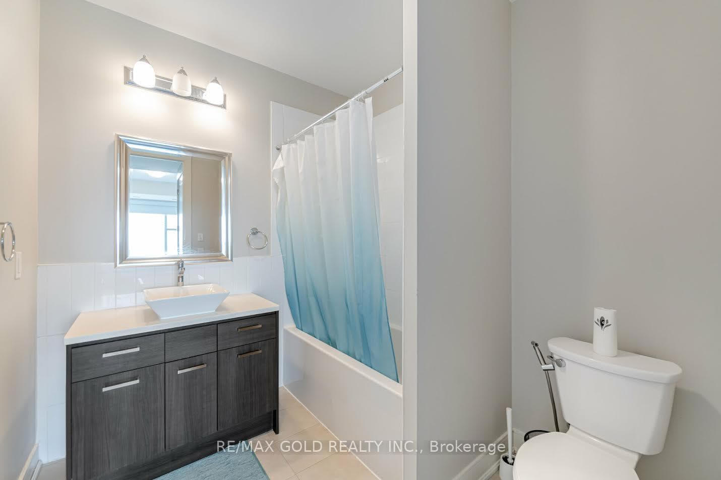 806- 150 Main Street — property photo