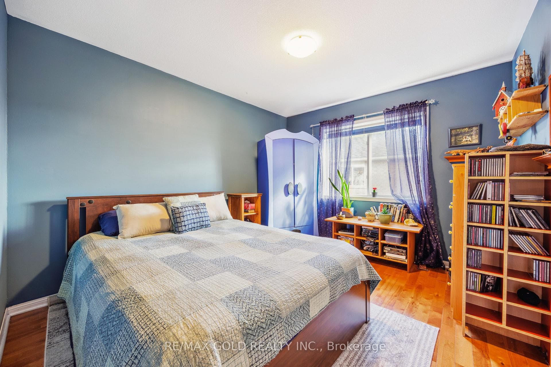 40 Maldives Crescent — property photo