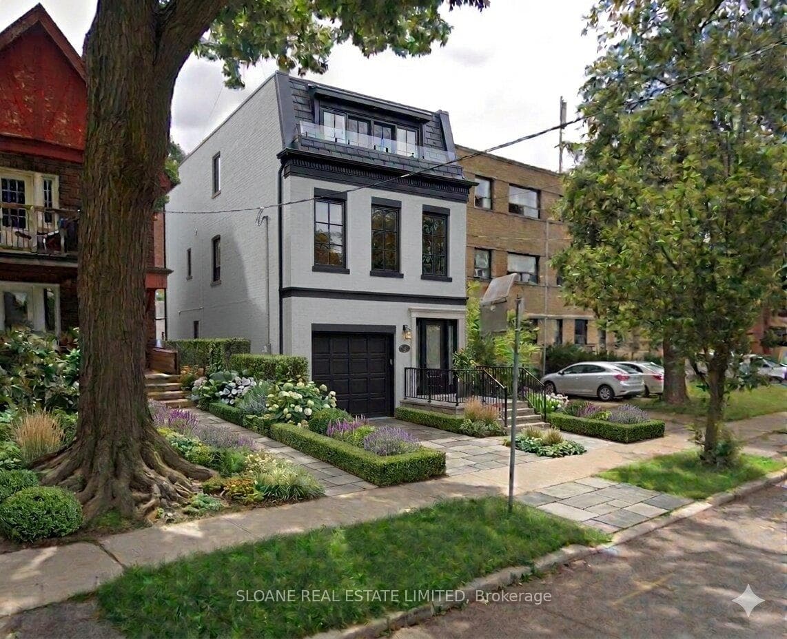 271 St Clair Avenue — property photo