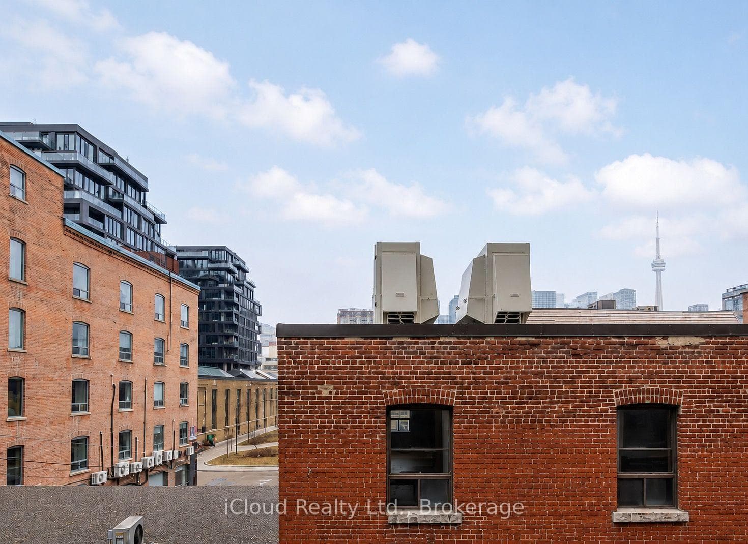 303- 123 Portland Street — property photo