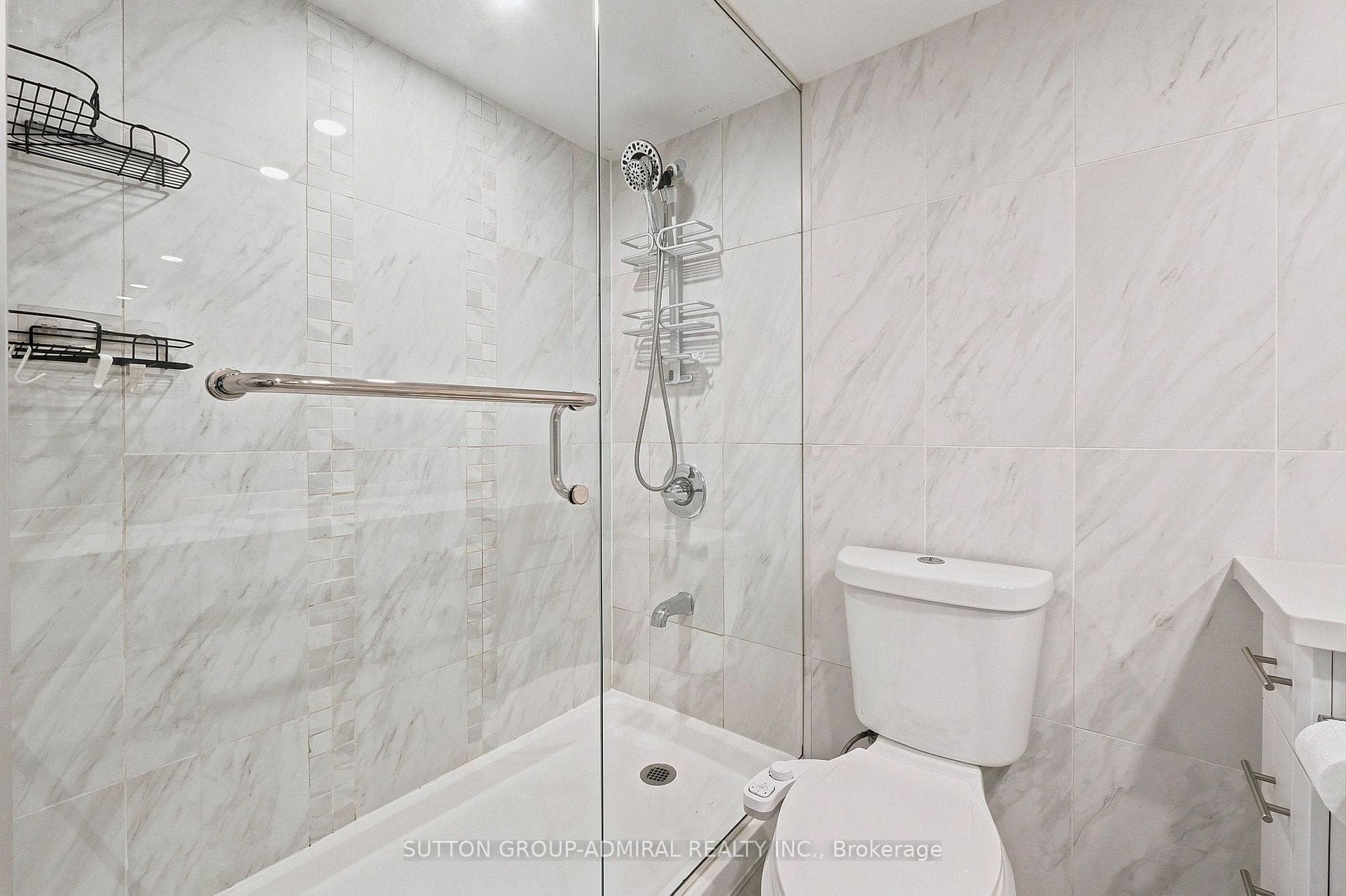 D19- 300 Mill Road — property photo