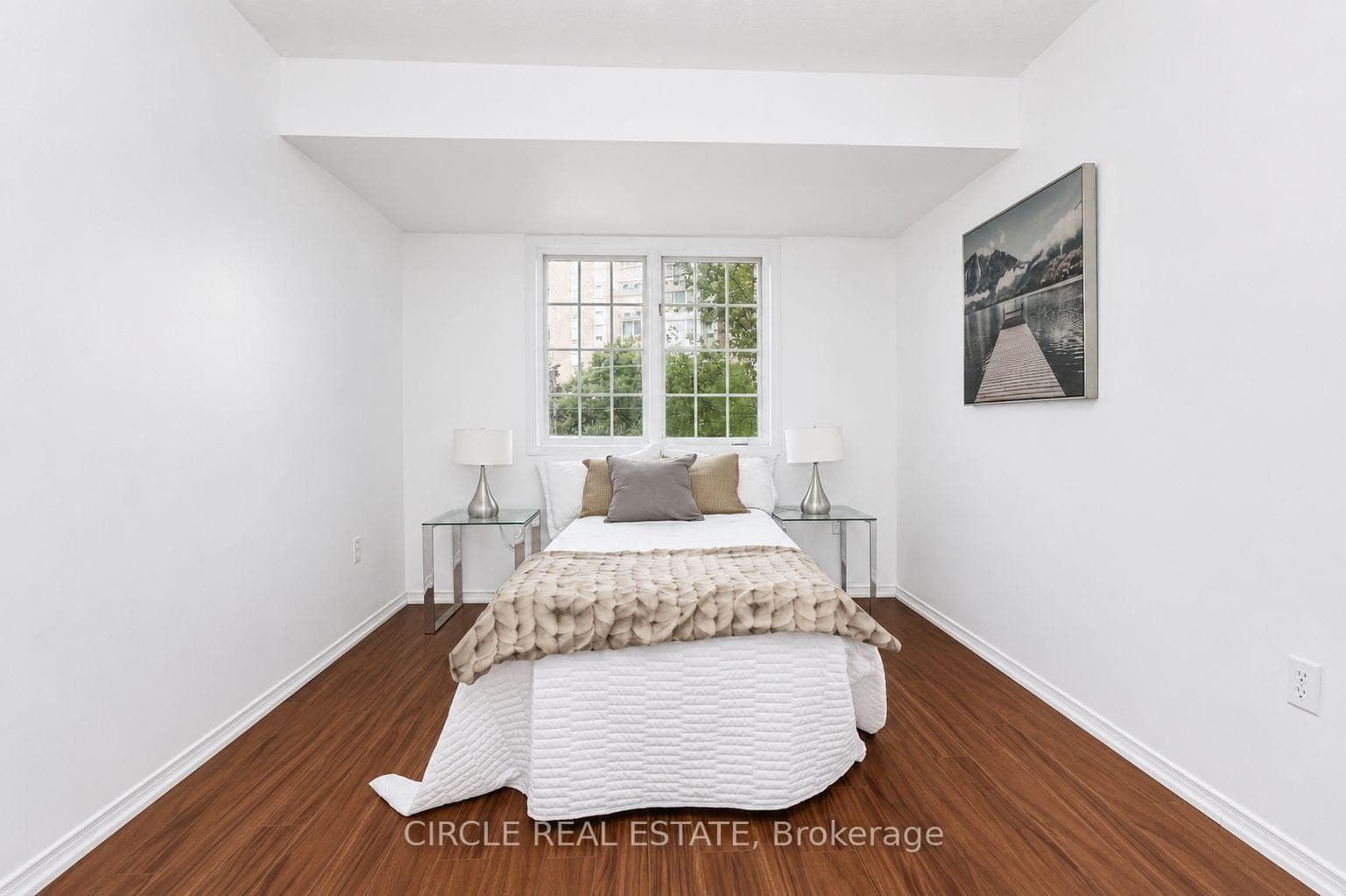 1- 4920 Rathkeale Road — property photo