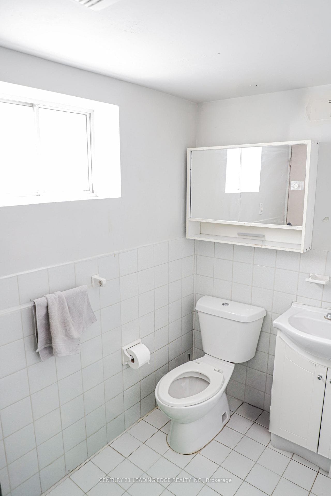 22 Katherine Road — property photo