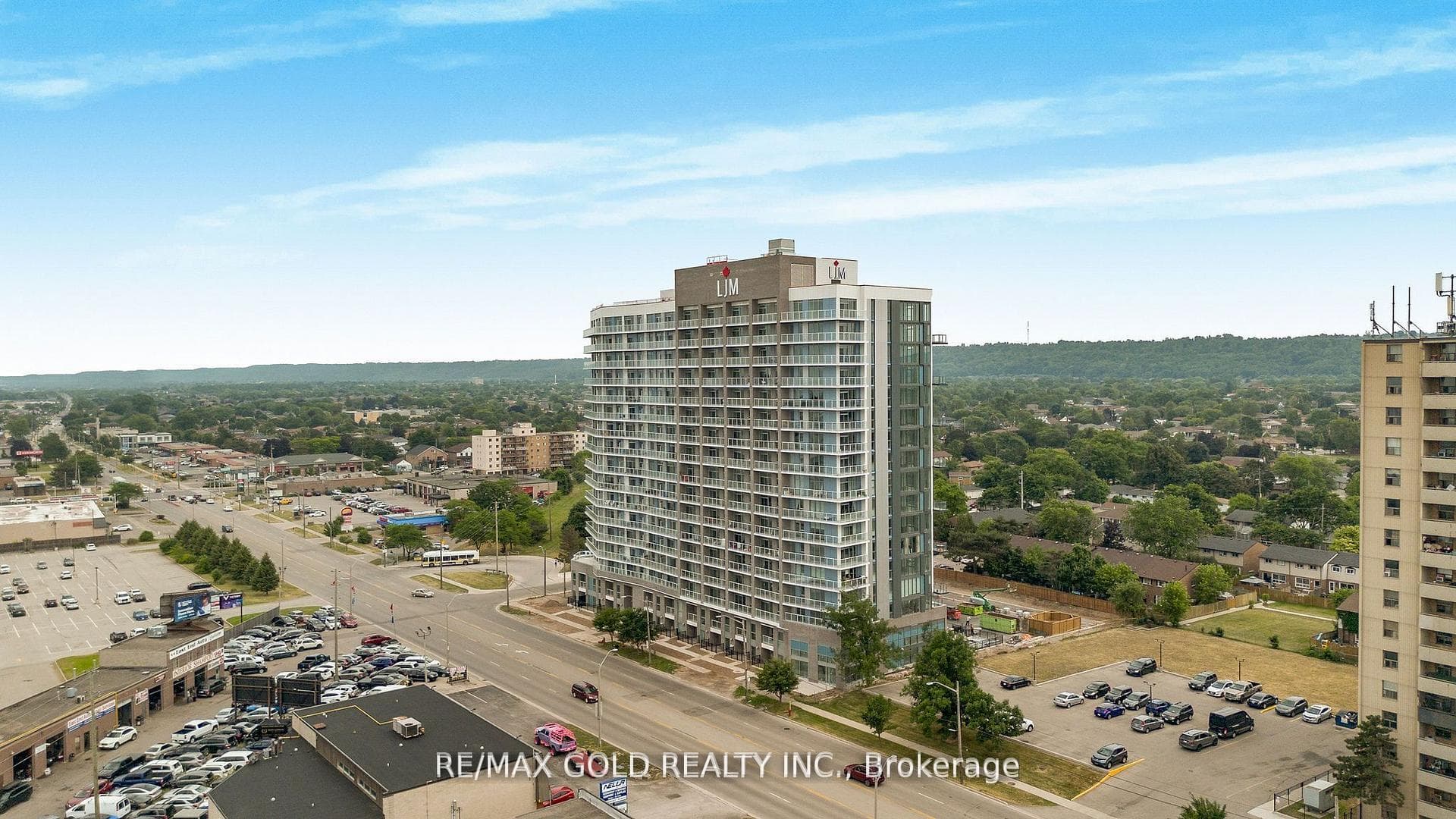 803- 2782 Barton Street — property photo