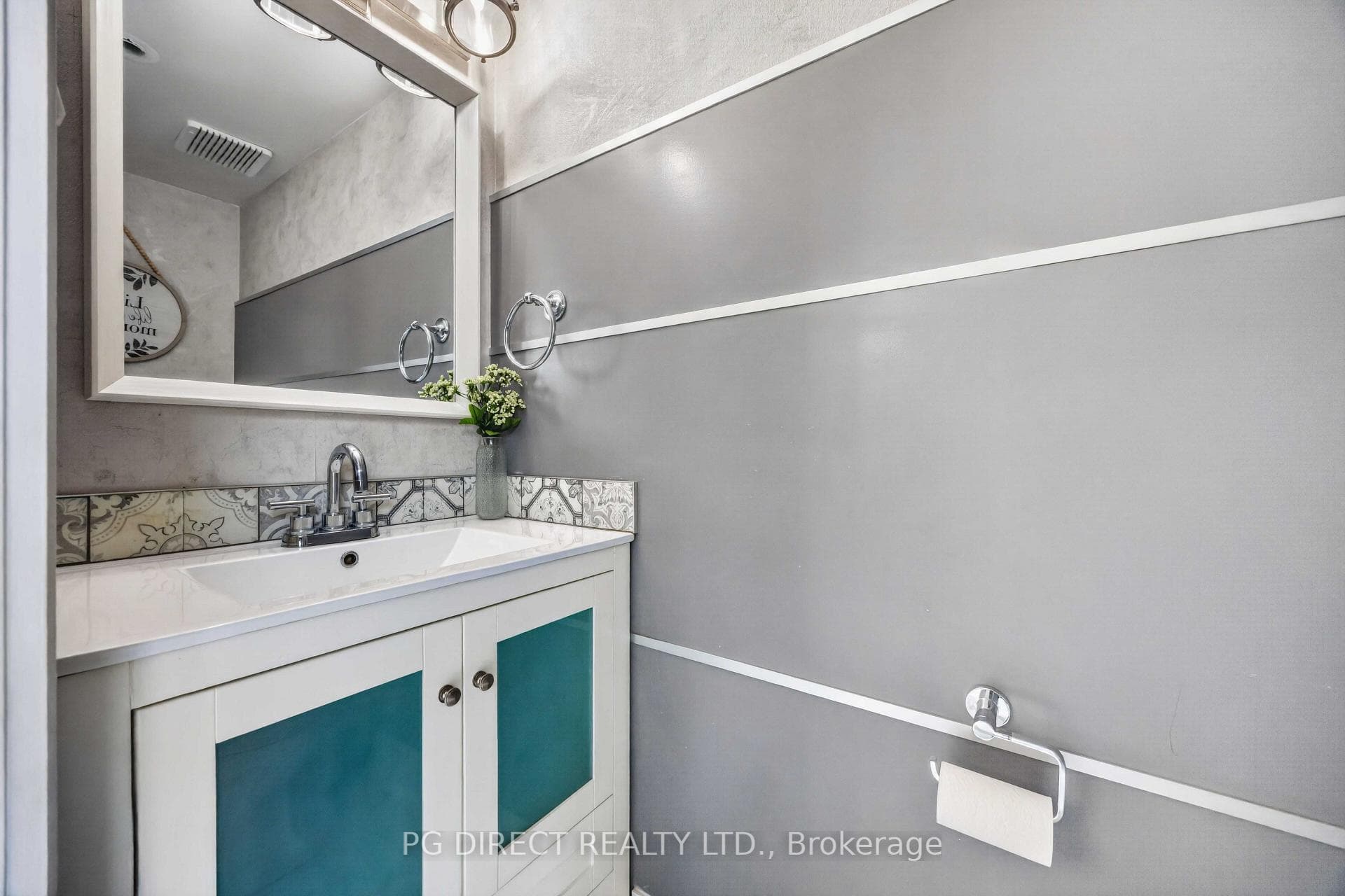 244- 4975 Southampton Drive — property photo