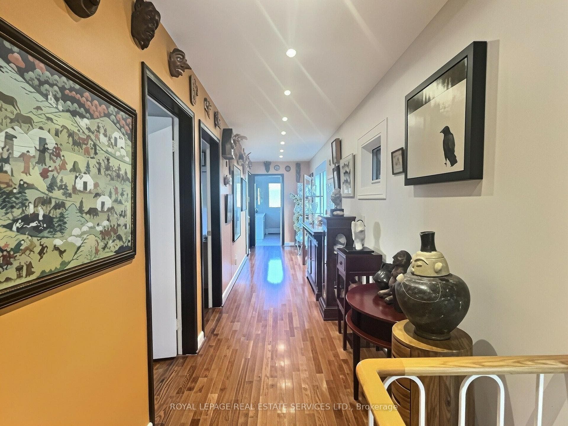 33 Blue Forest Drive — property photo