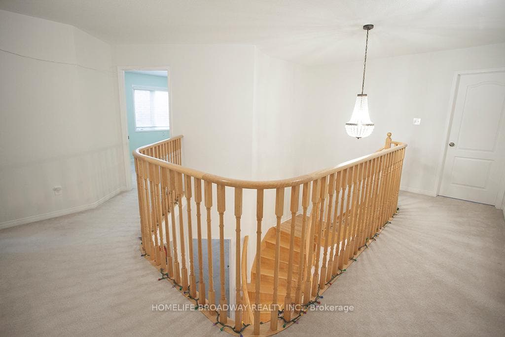 3604 Steeple Chase Crescent — property photo
