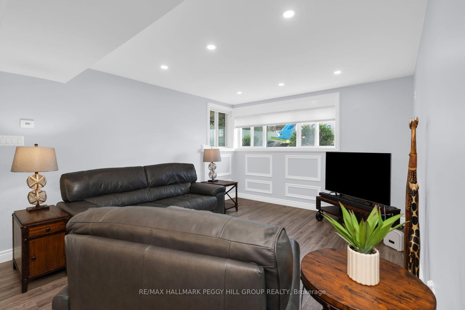 B08- 126 Bell Farm Road — property photo