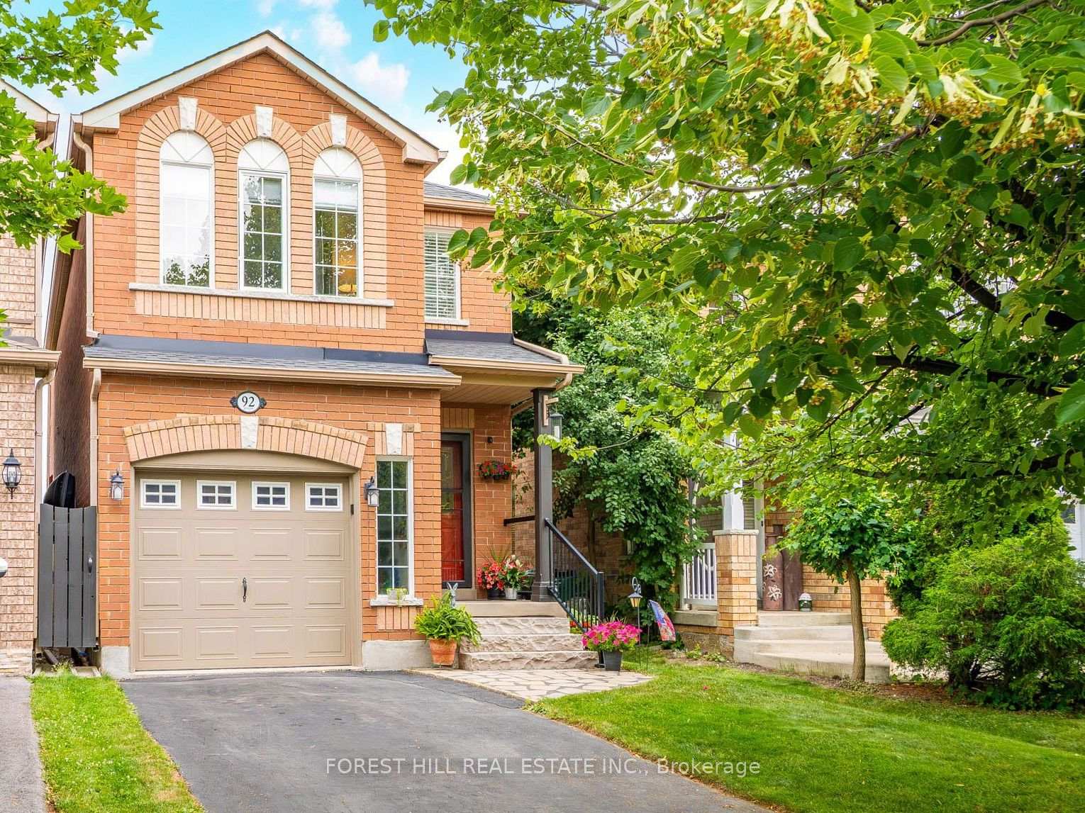 92 Senator Way — property photo