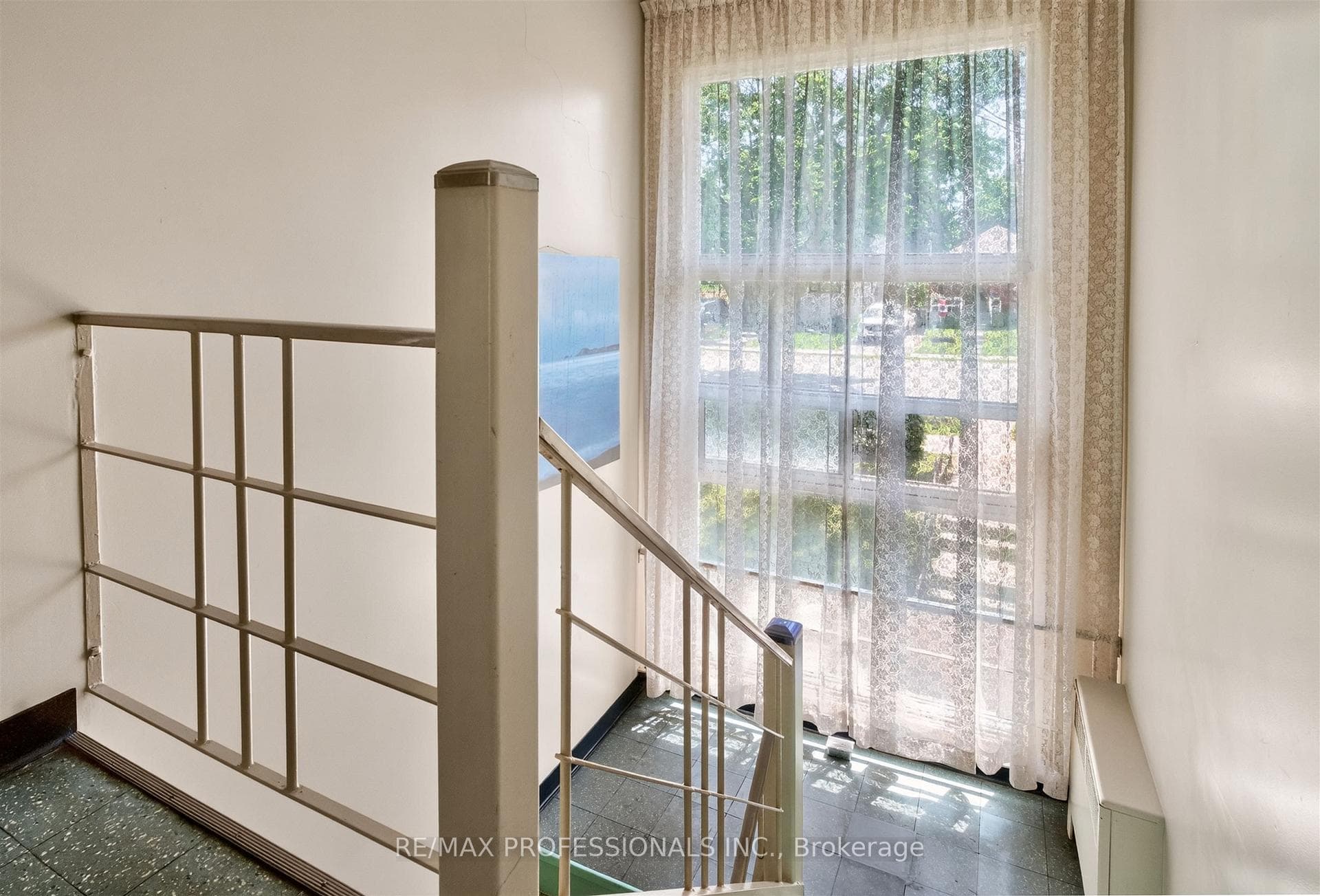 50 Waniska Avenue — property photo